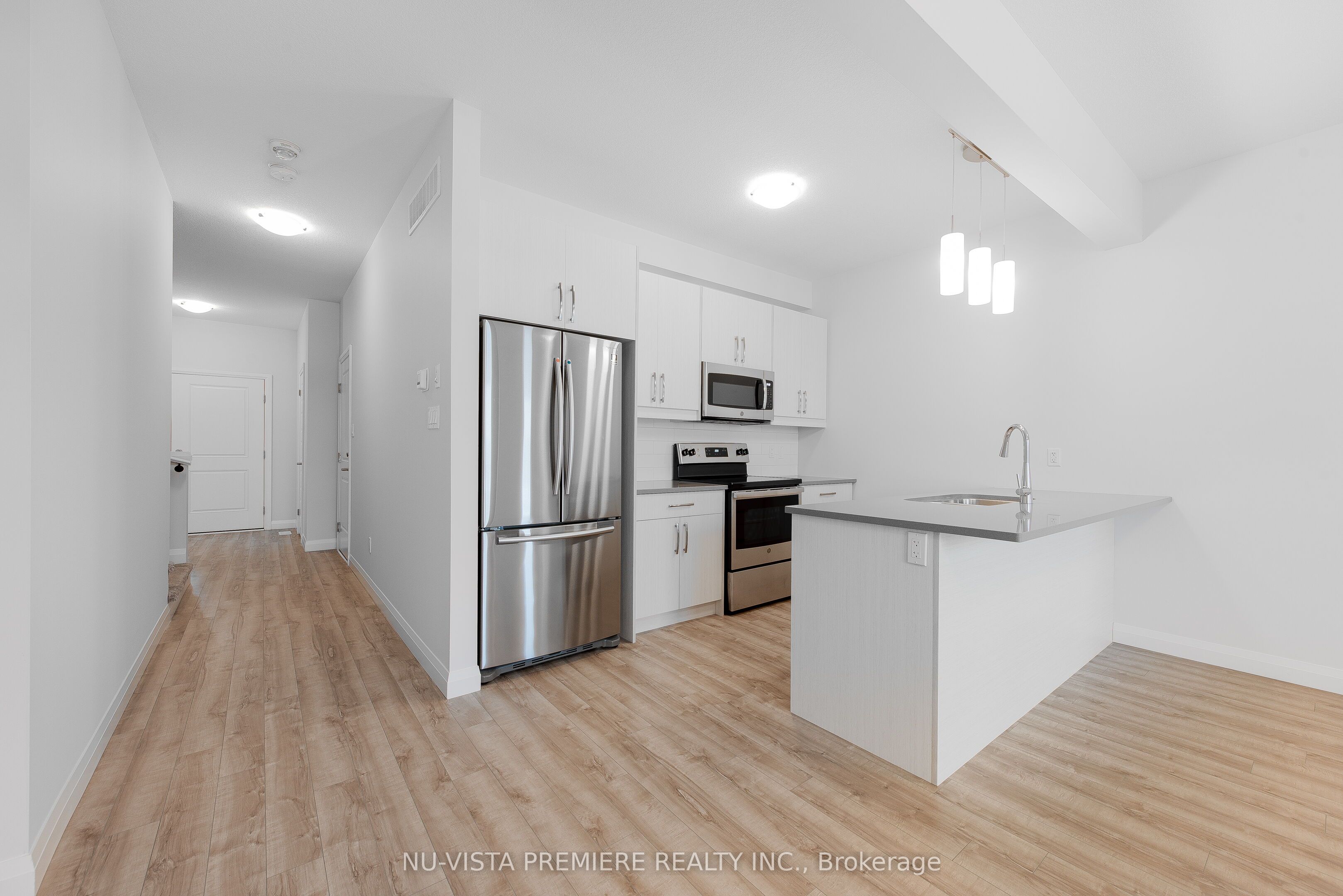 1820 Canvas Way 90 Property Photo 5