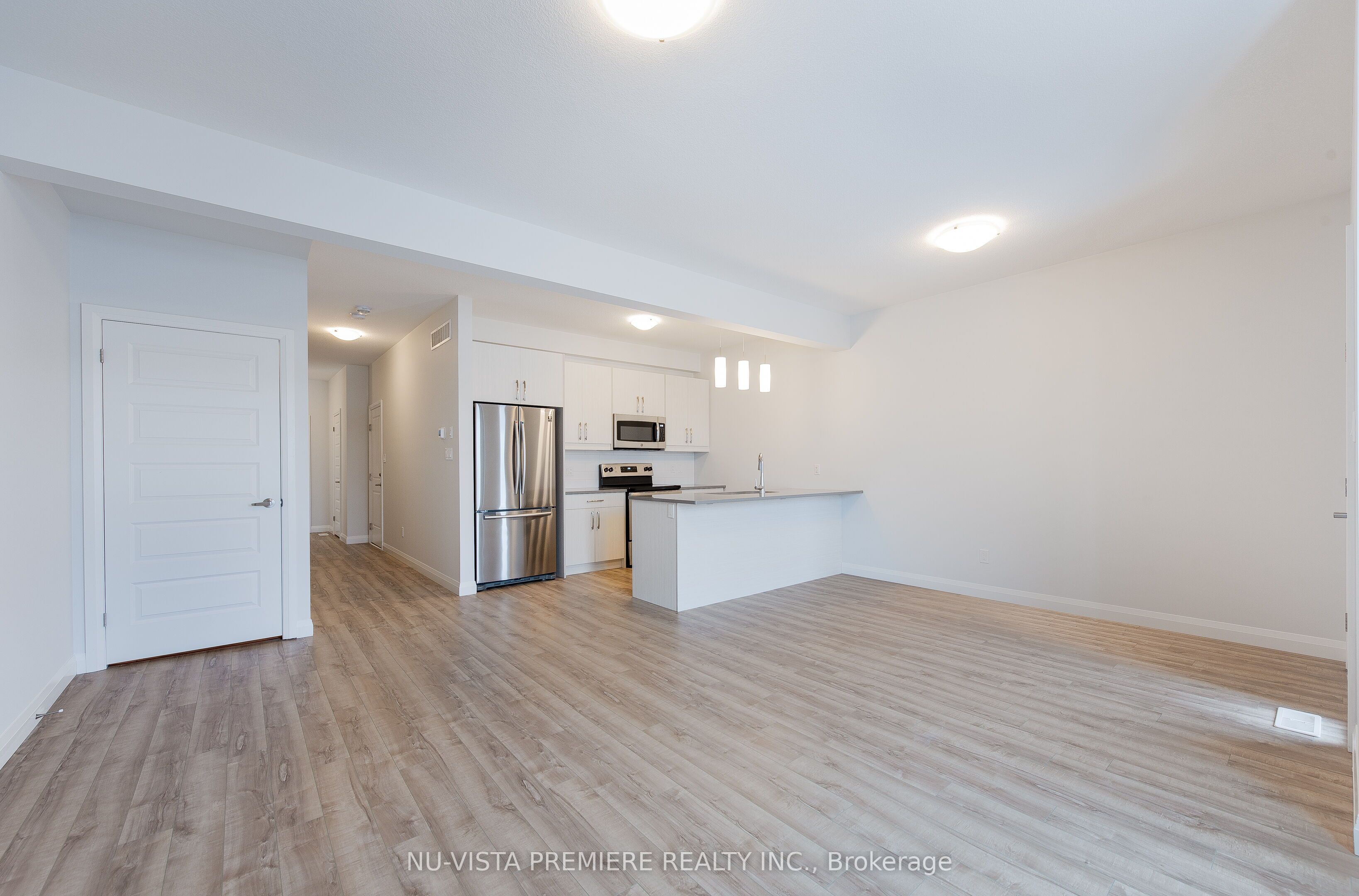 1820 Canvas Way 90 Property Photo 14