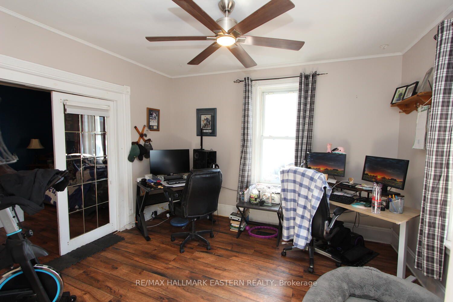 175-177 Front Street N Property Photo 7