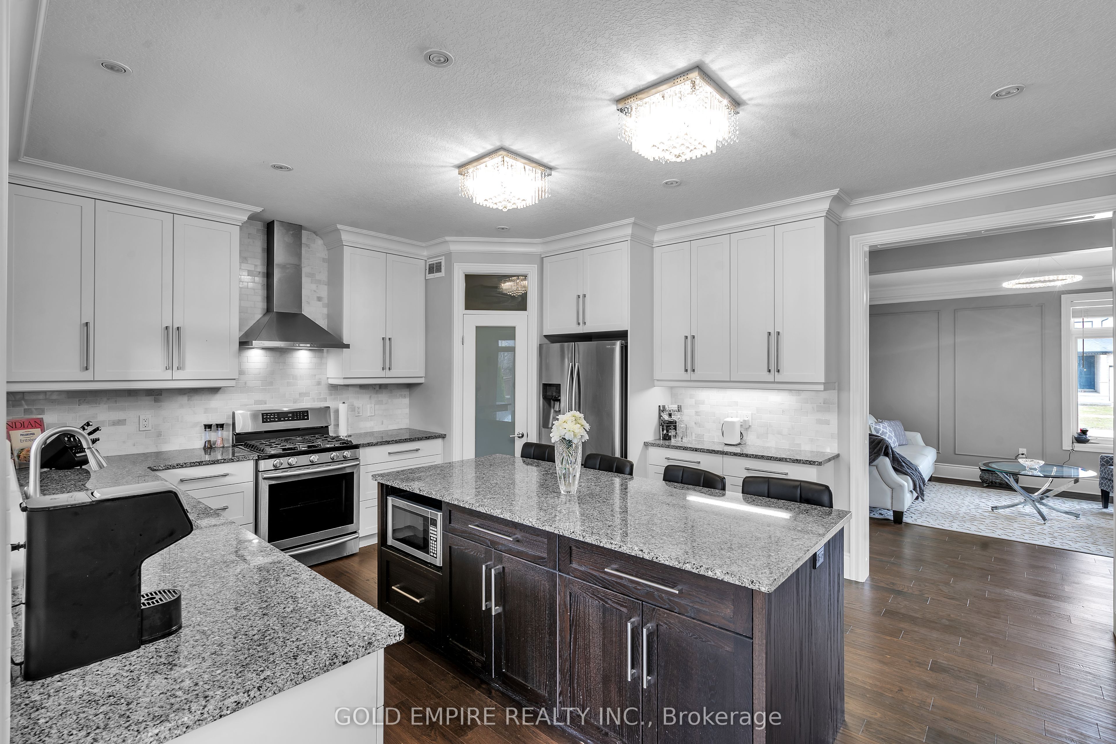 1096 Eagletrace Drive Property Photo 13