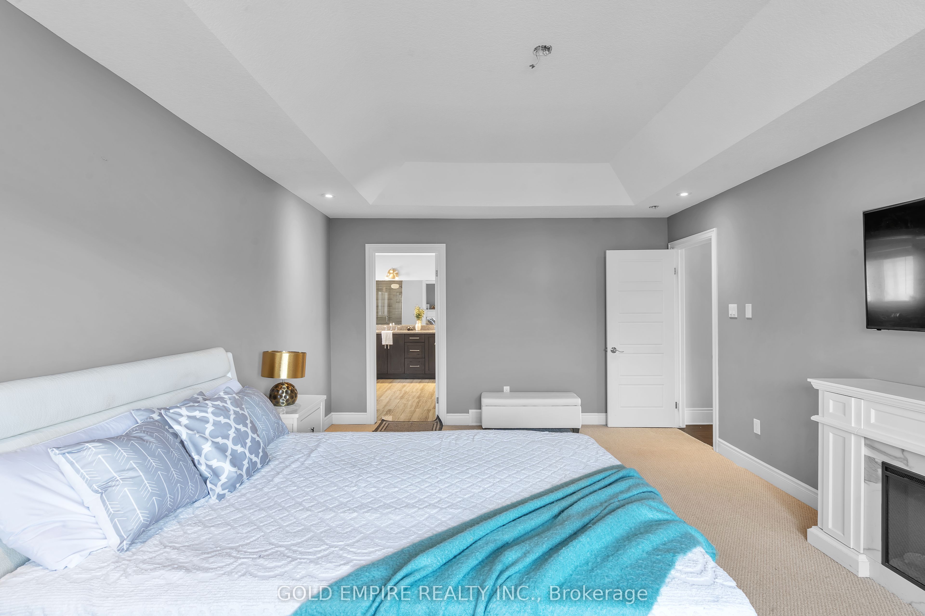1096 Eagletrace Drive Property Photo 22