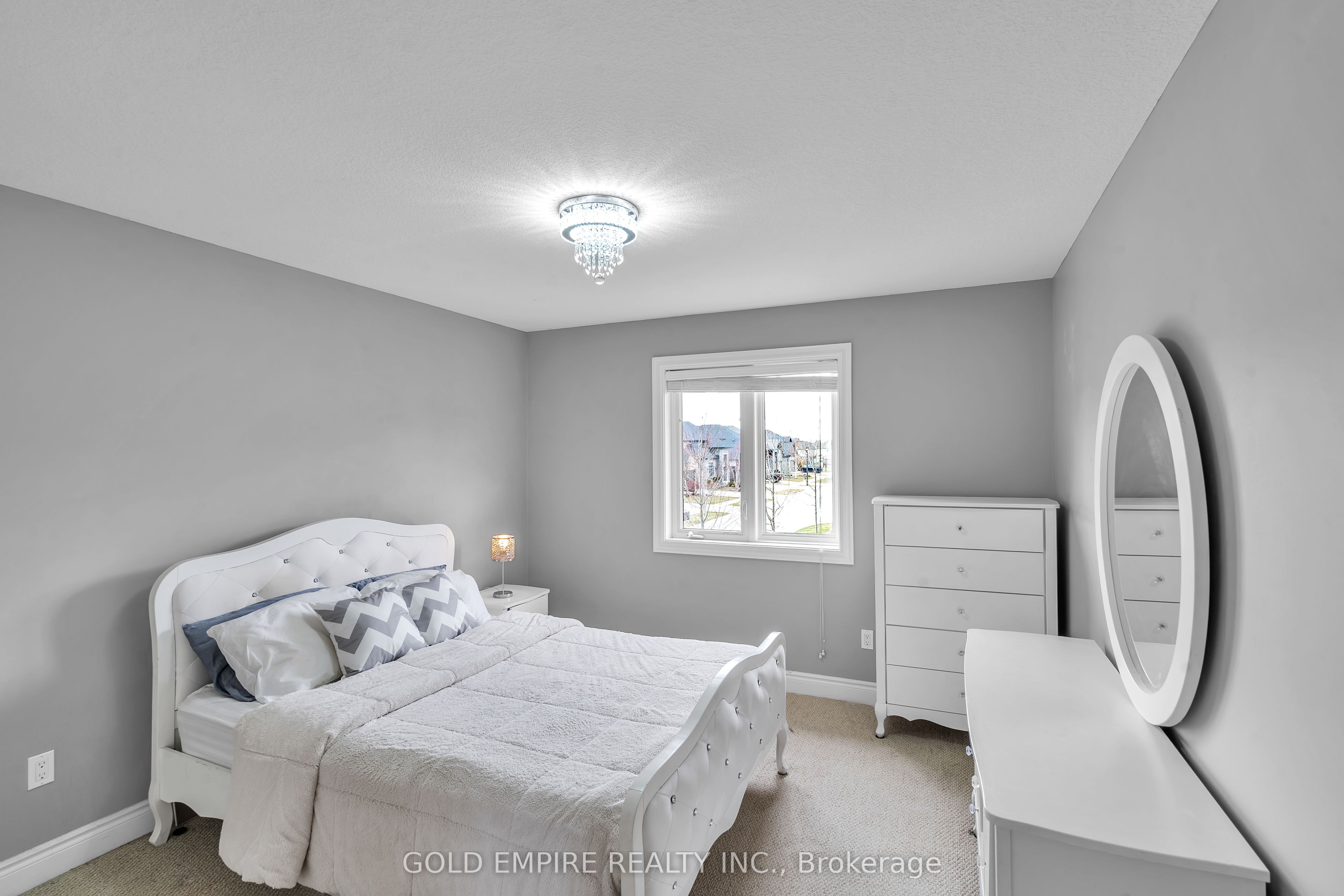 1096 Eagletrace Drive Property Photo 33
