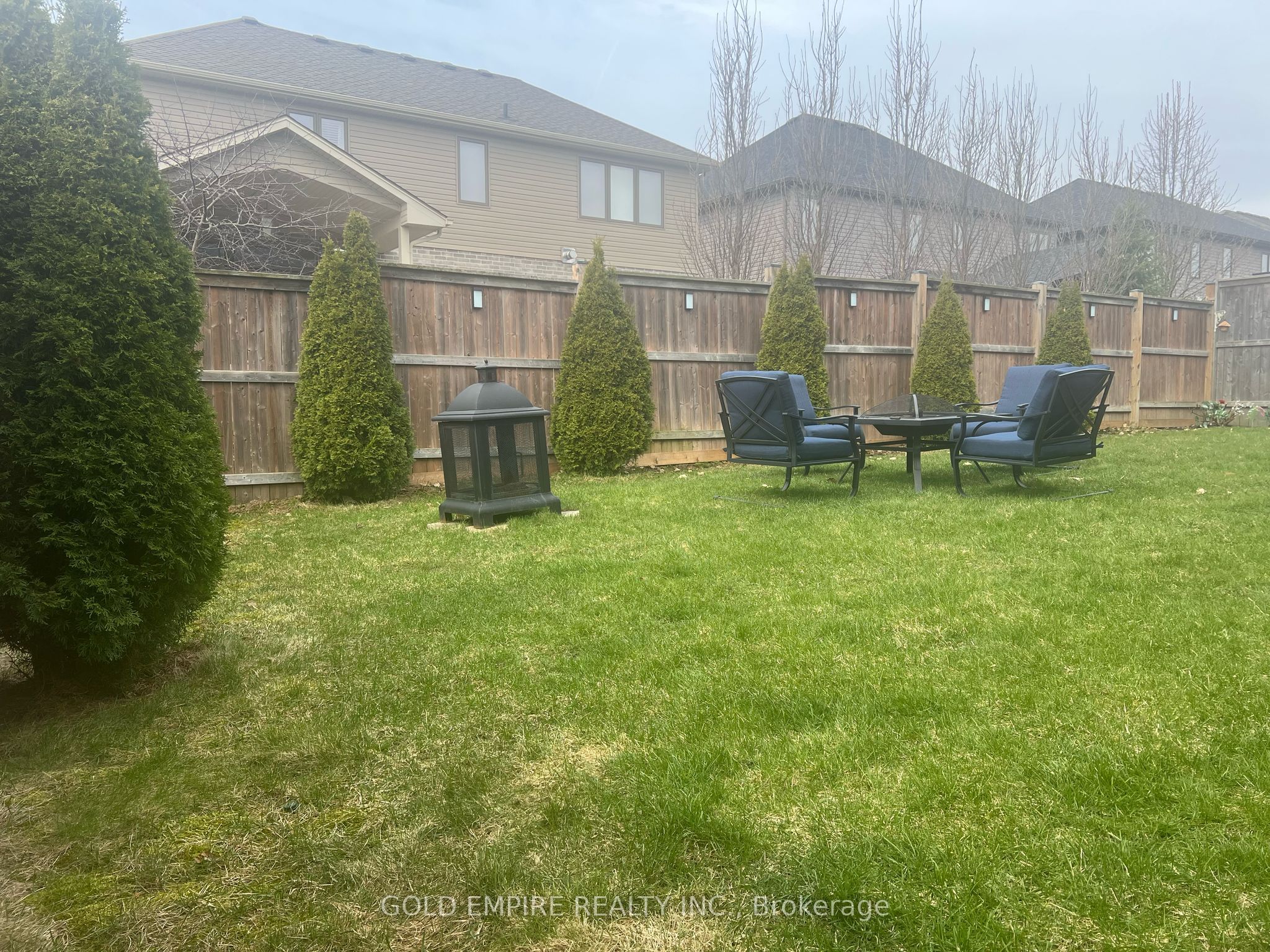 1096 Eagletrace Drive Property Photo 39