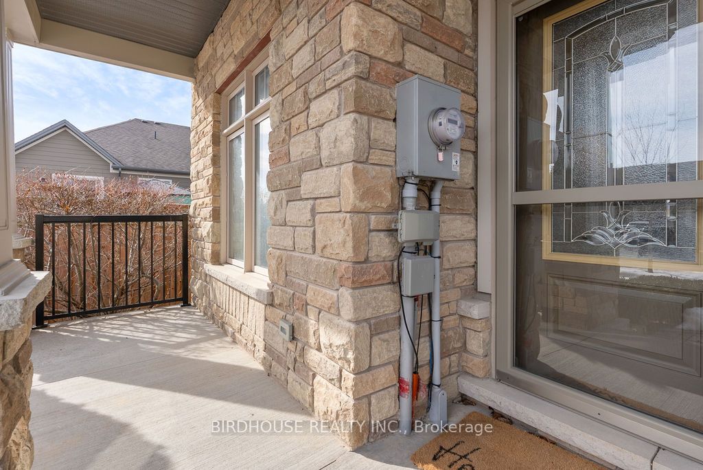 60 Chadwin Drive Property Photo 4
