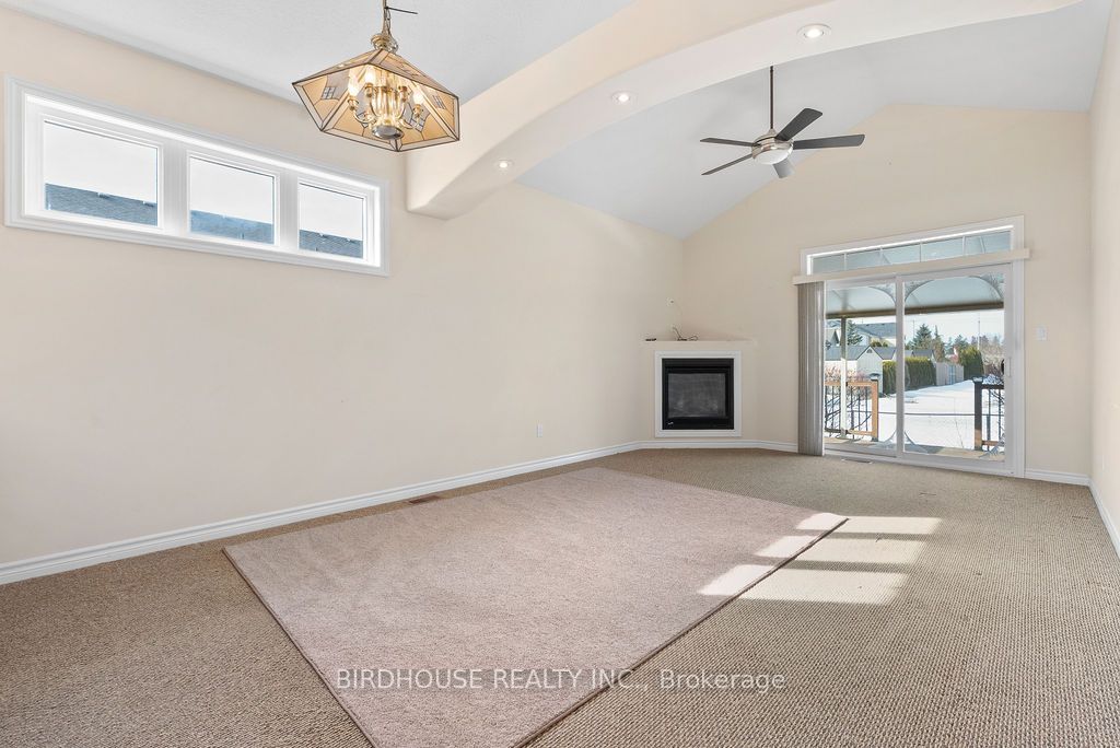 60 Chadwin Drive Property Photo 12