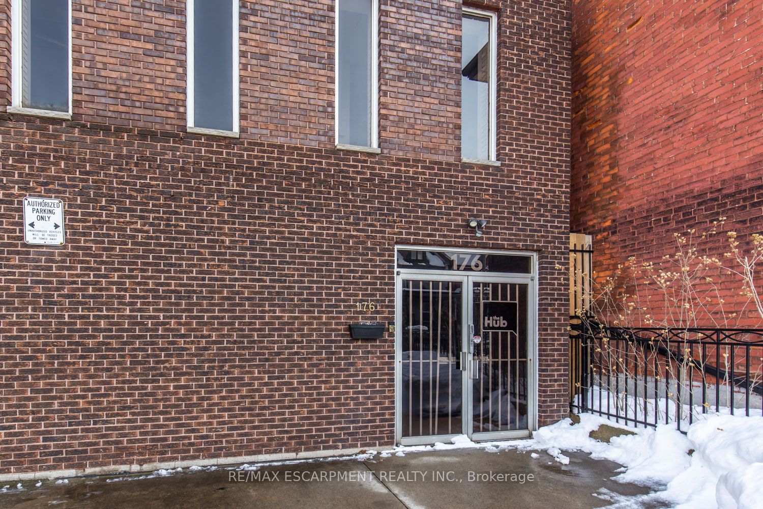 176 Mary Street Property Photo 3