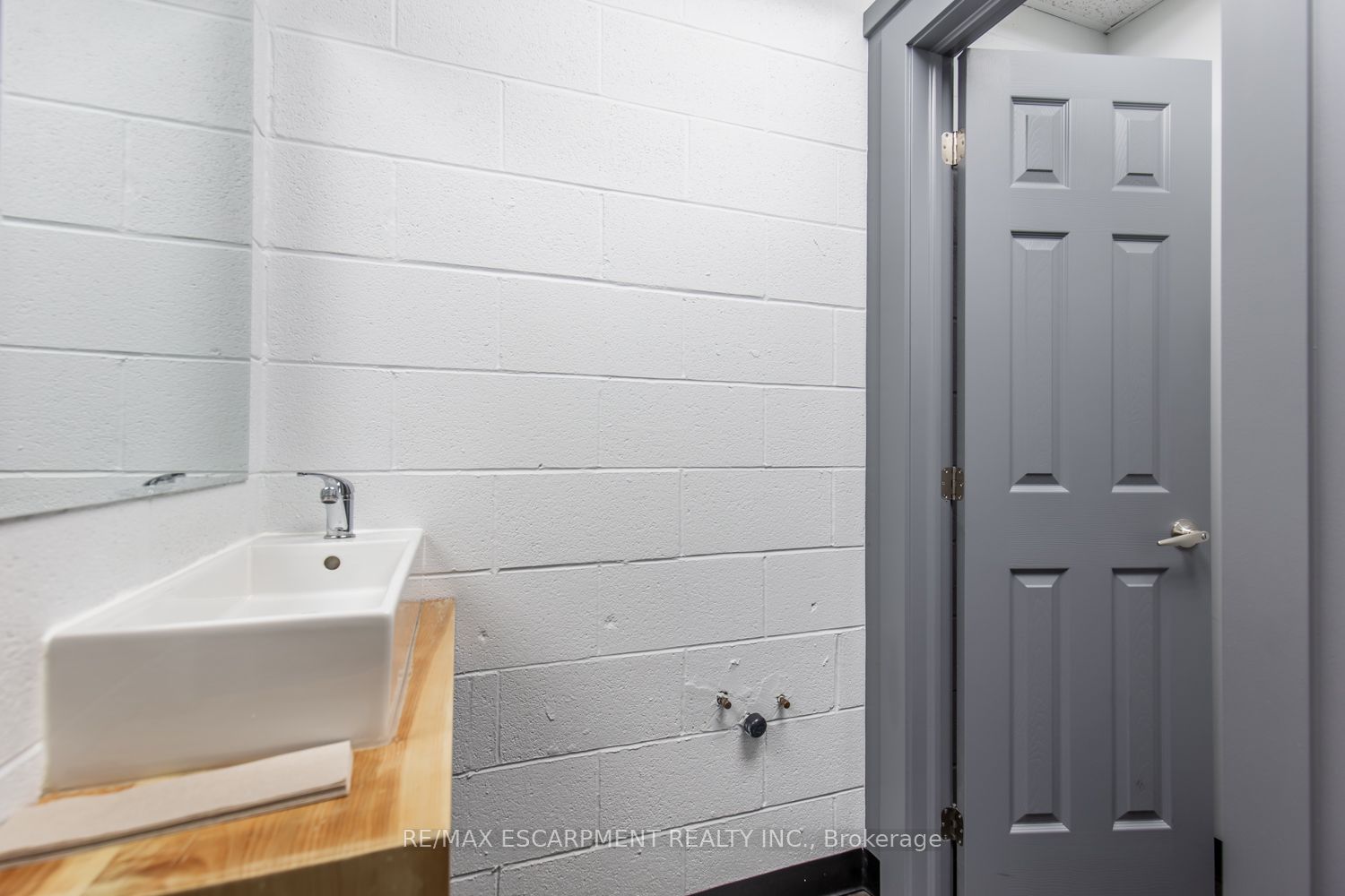 176 Mary Street Property Photo 45