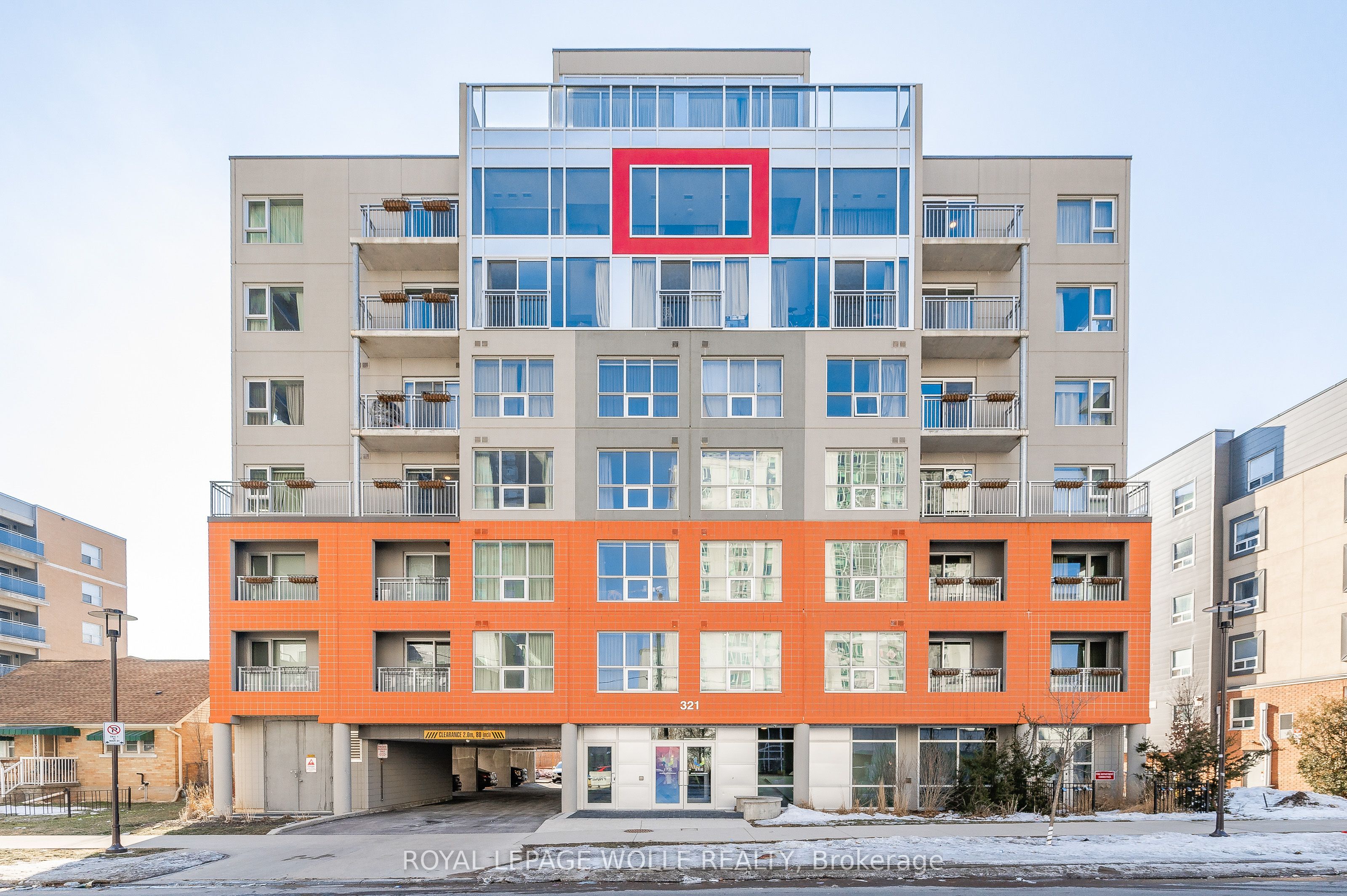 #207 - 321 Spruce Street Property Photo