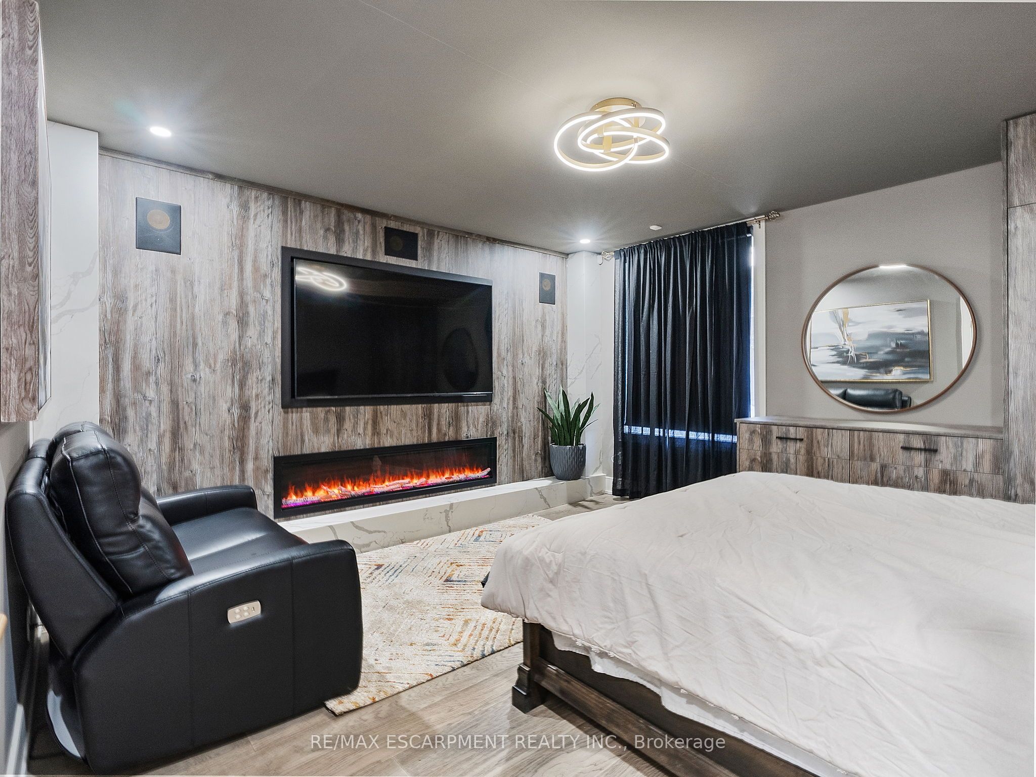 64 Argyle Street Property Photo 35