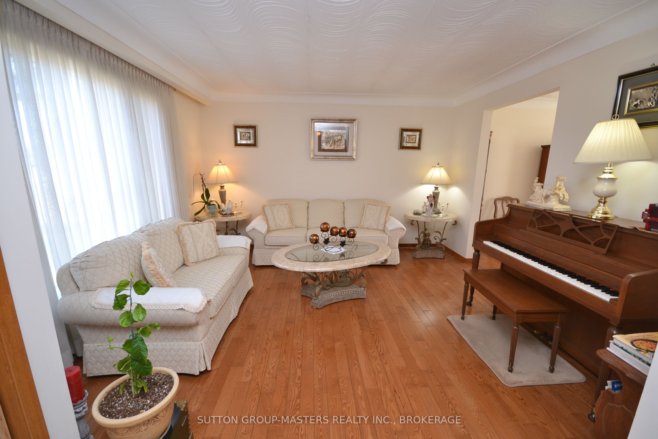 245 Arnold Street Property Photo 5