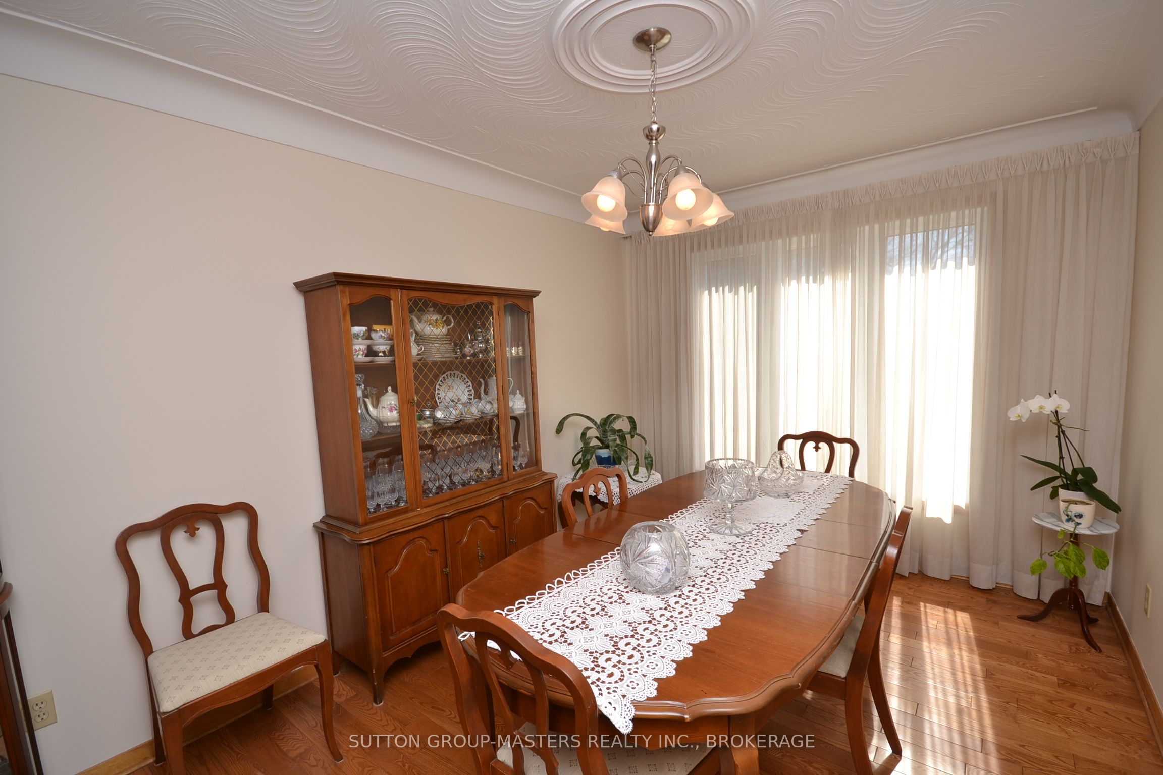 245 Arnold Street Property Photo 6