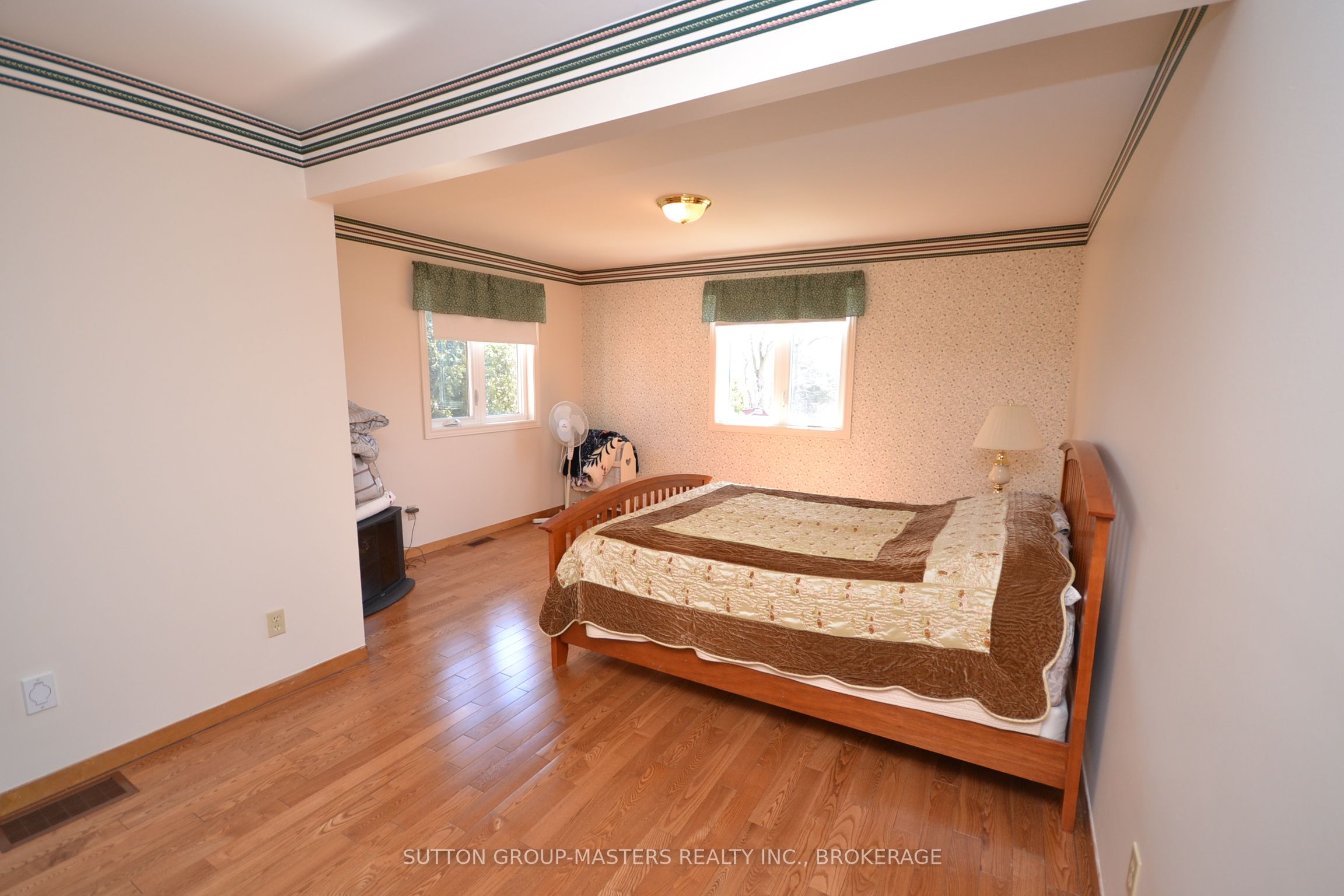 245 Arnold Street Property Photo 14