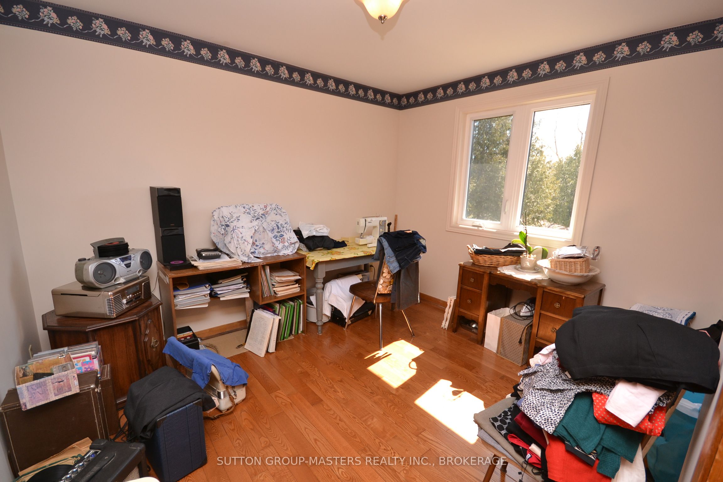 245 Arnold Street Property Photo 20