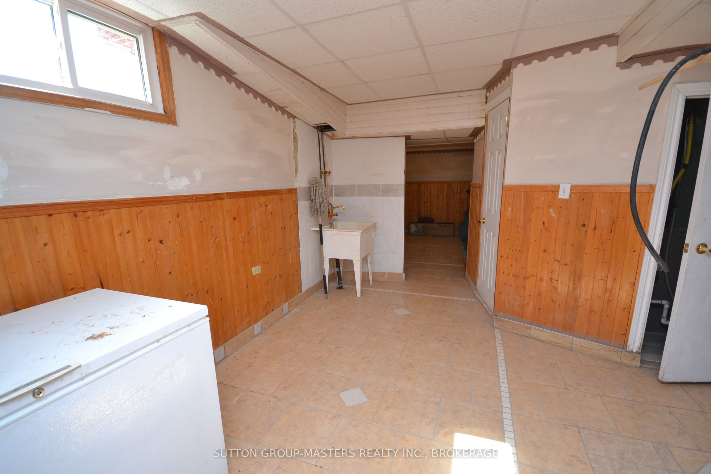 245 Arnold Street Property Photo 23