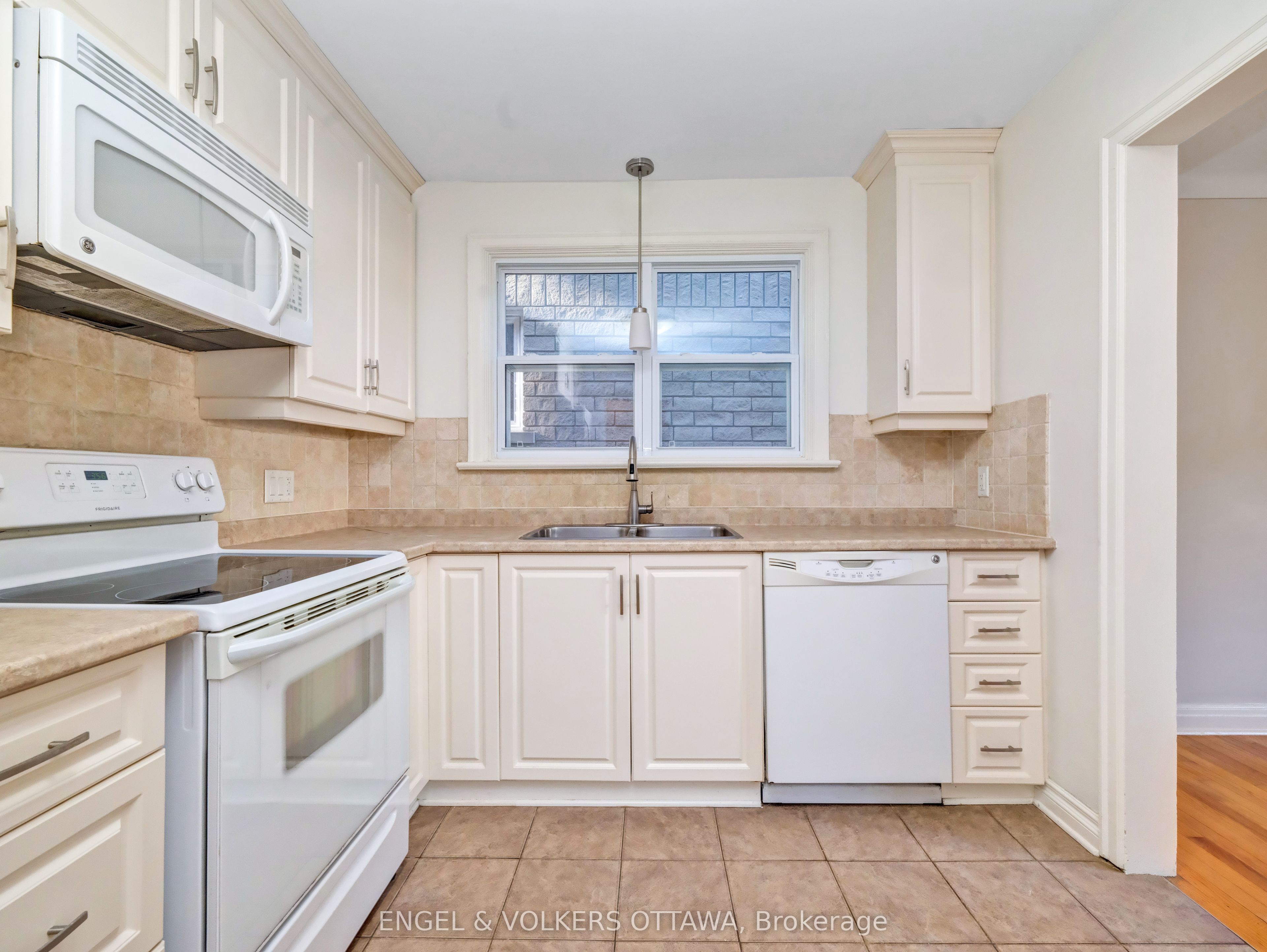 528 Hilson Avenue Property Photo 15