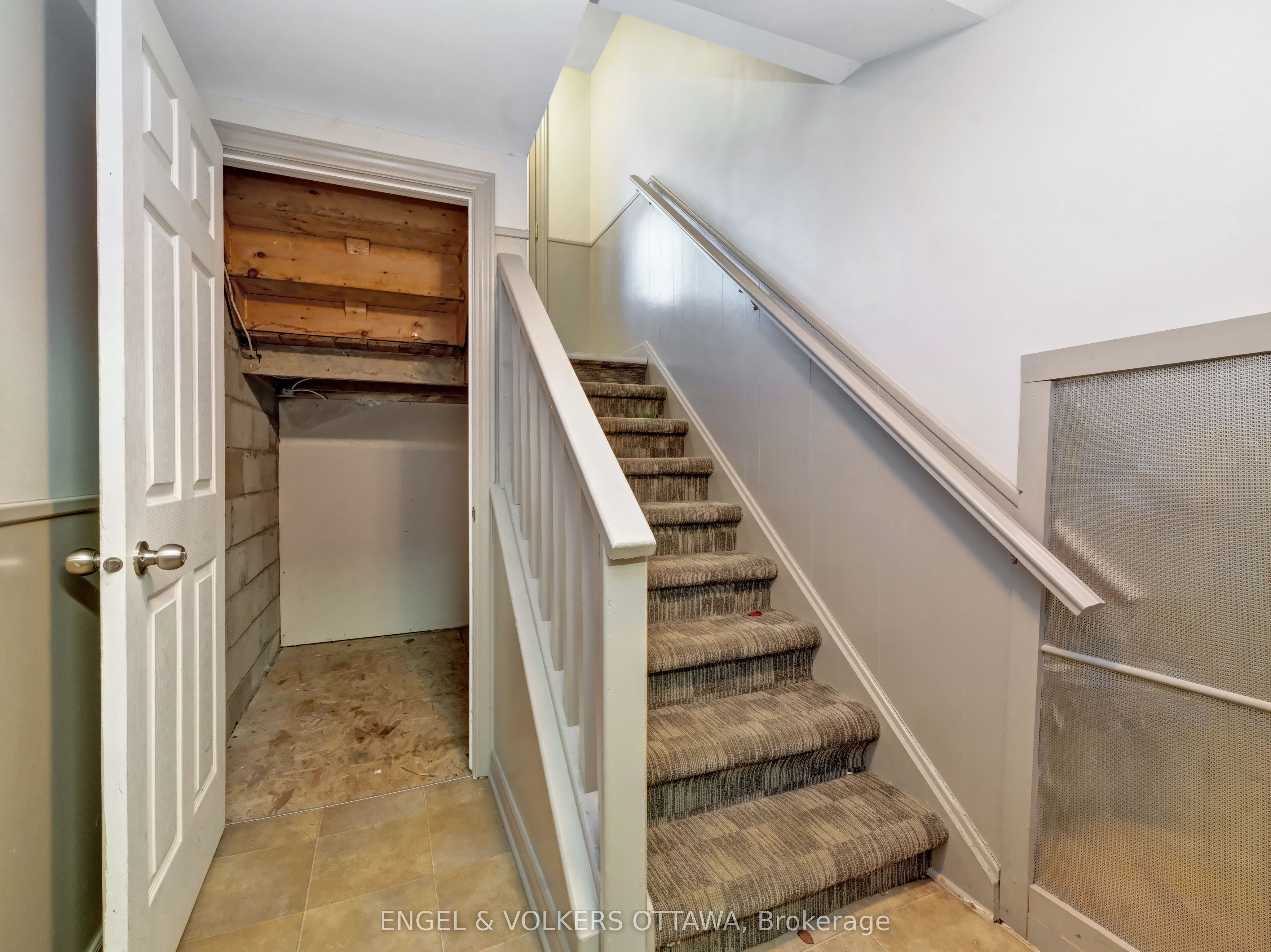 528 Hilson Avenue Property Photo 26
