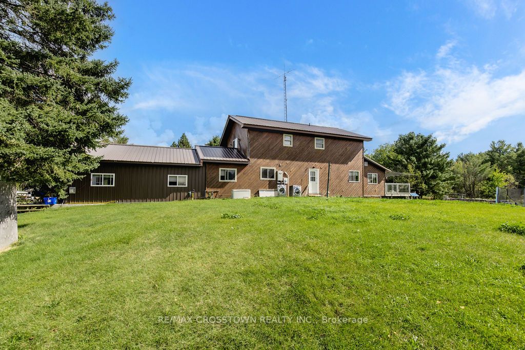 776 Monck Road Property Photo 4