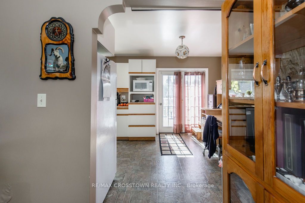 776 Monck Road Property Photo 26