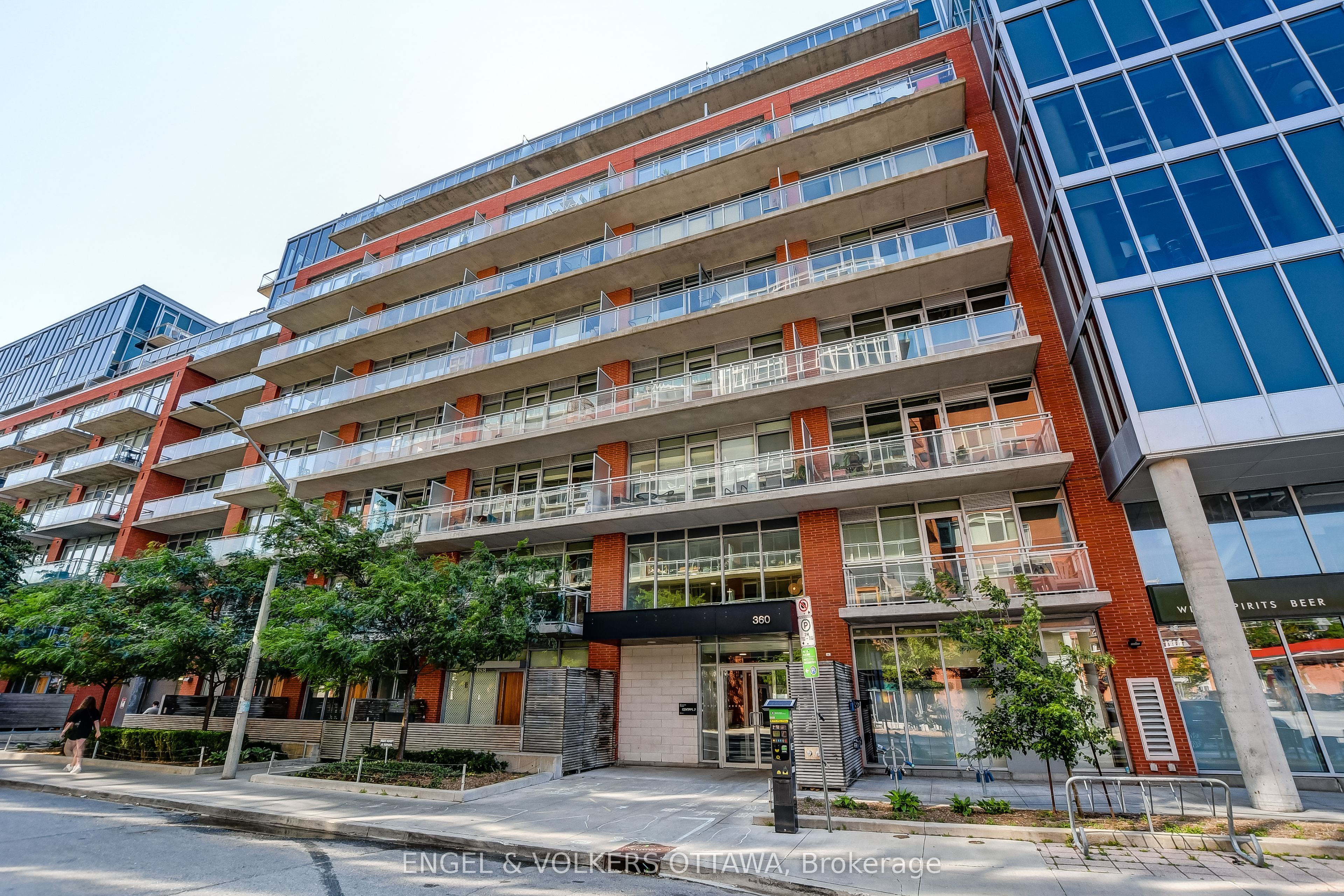 #516 - 360 Mcleod Street Property Photo