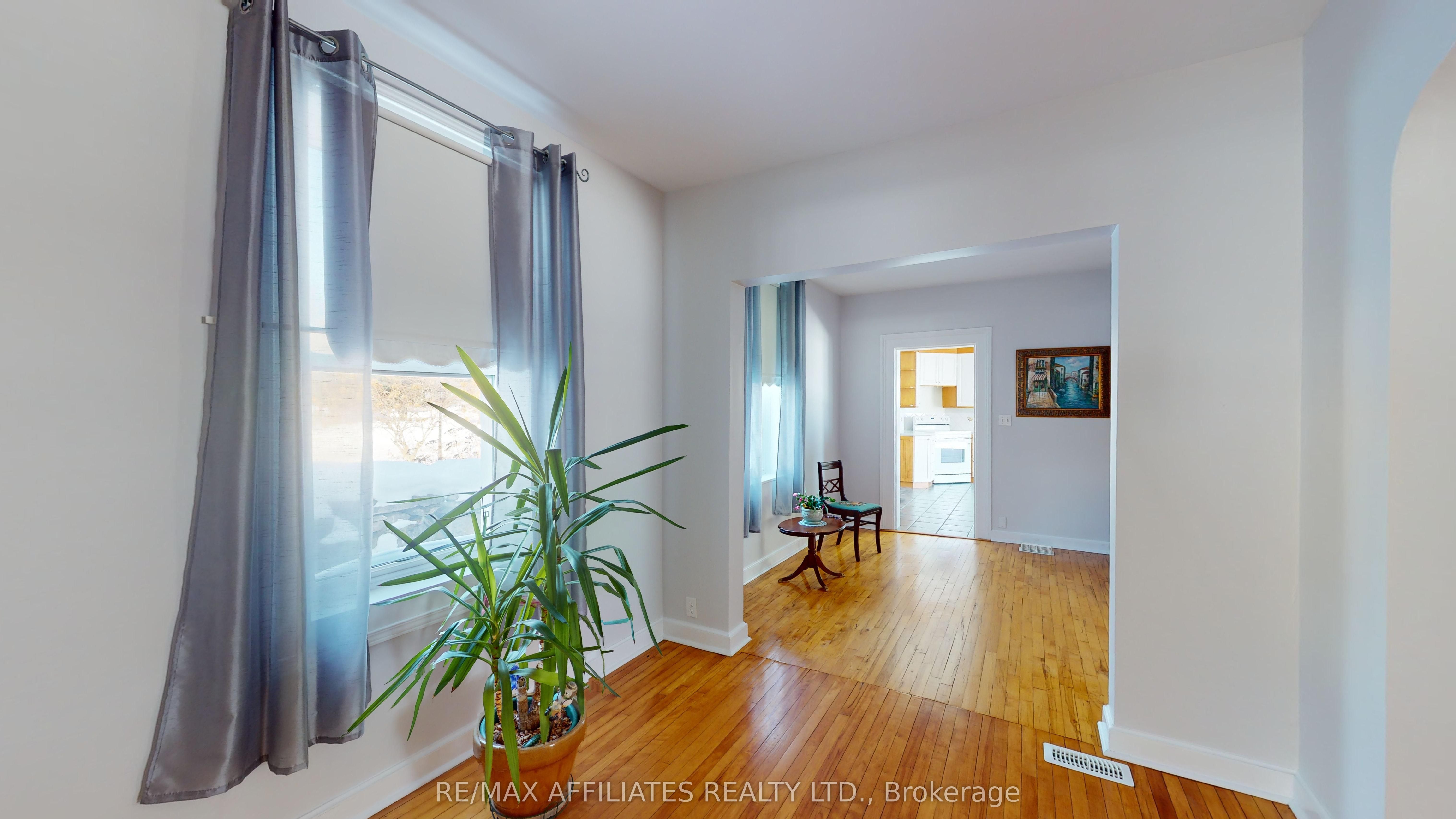 1502 South Campbell Road Property Photo 11
