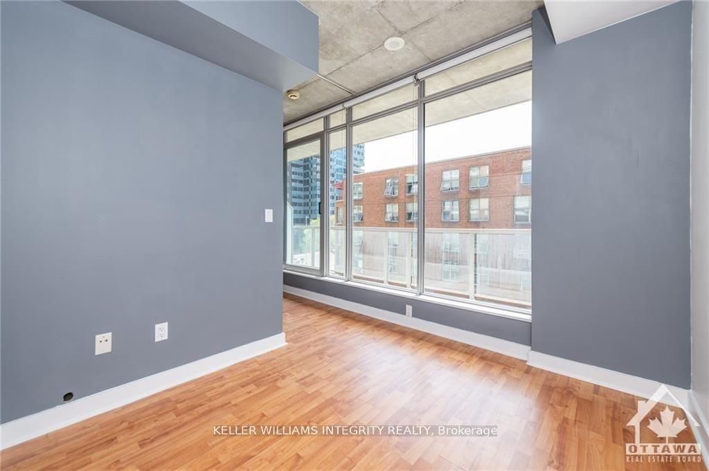 #411 - 383 Cumberland Street Property Photo 11