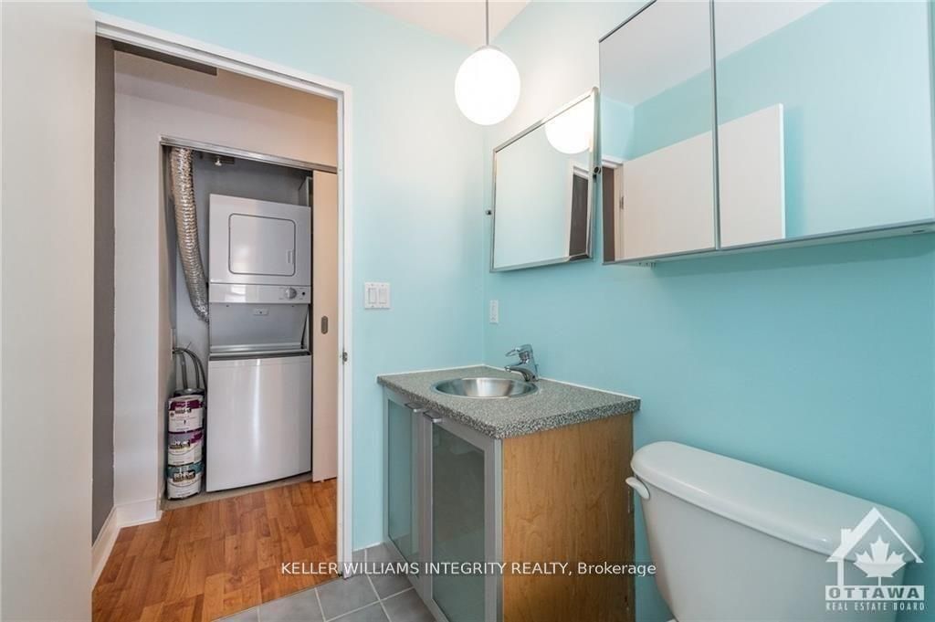 #411 - 383 Cumberland Street Property Photo 14