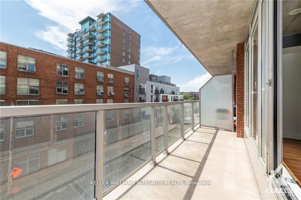 #411 - 383 Cumberland Street Property Photo 16