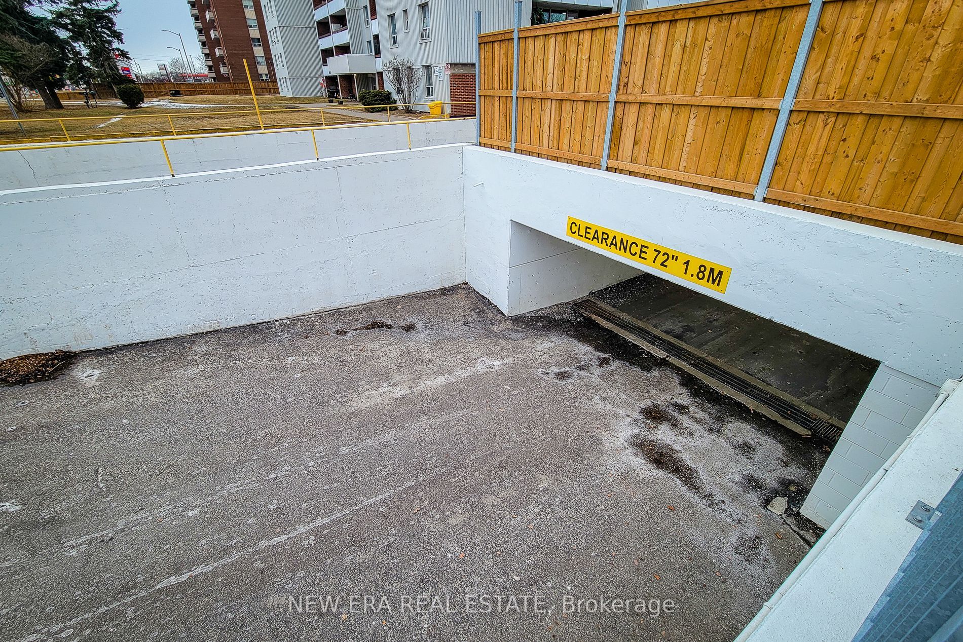#505 - 851 Queenston Road Property Photo 3