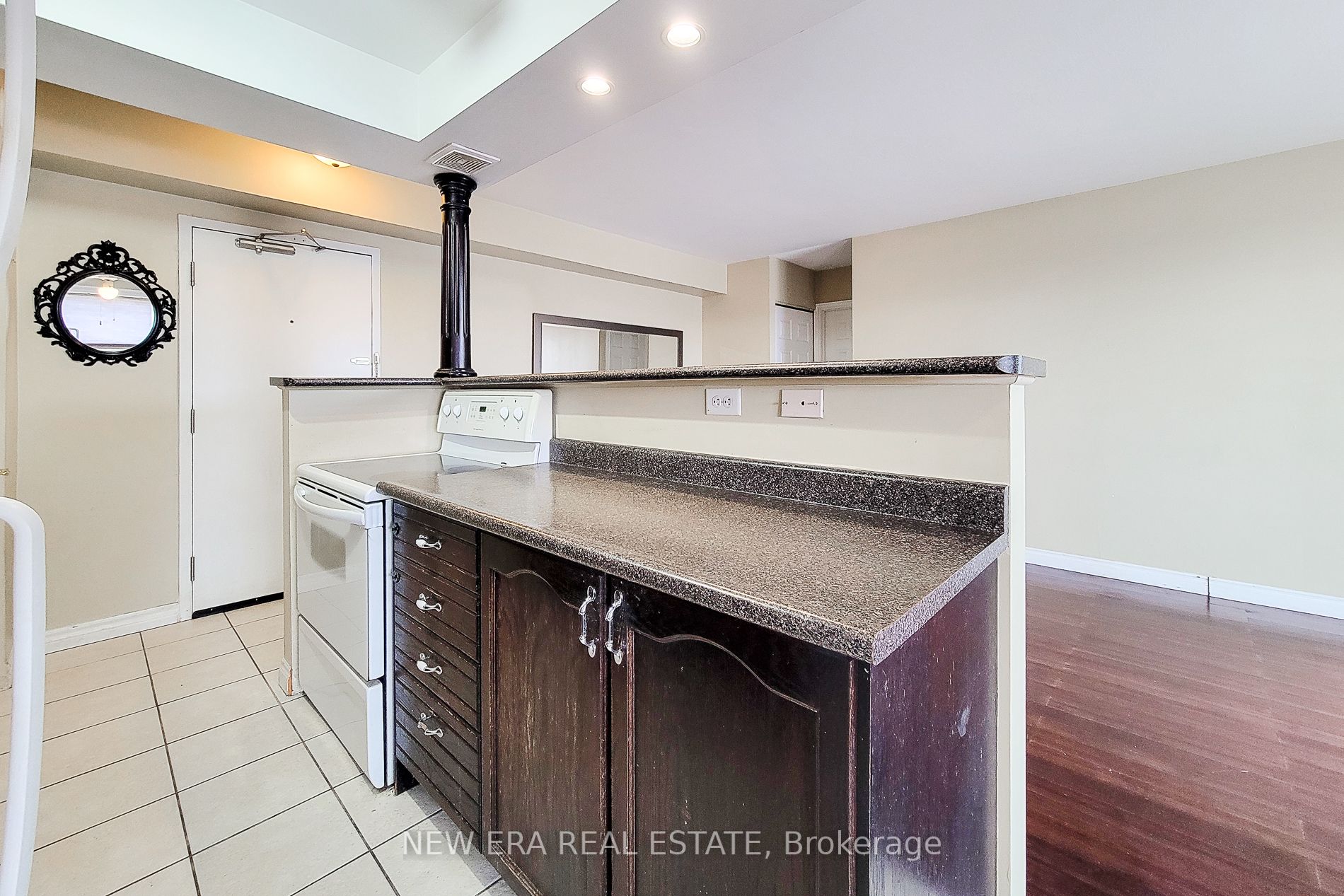 #505 - 851 Queenston Road Property Photo 20
