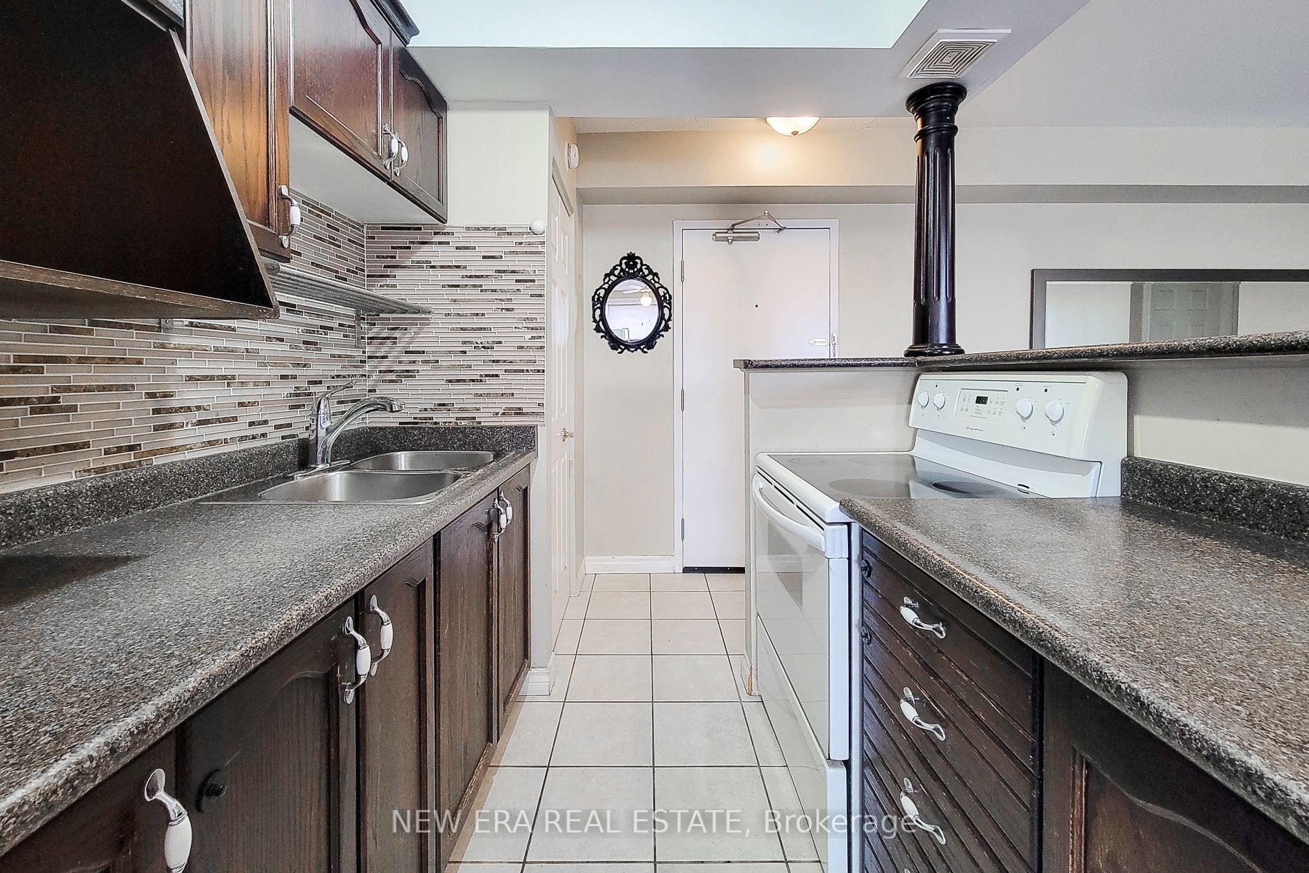 #505 - 851 Queenston Road Property Photo 21