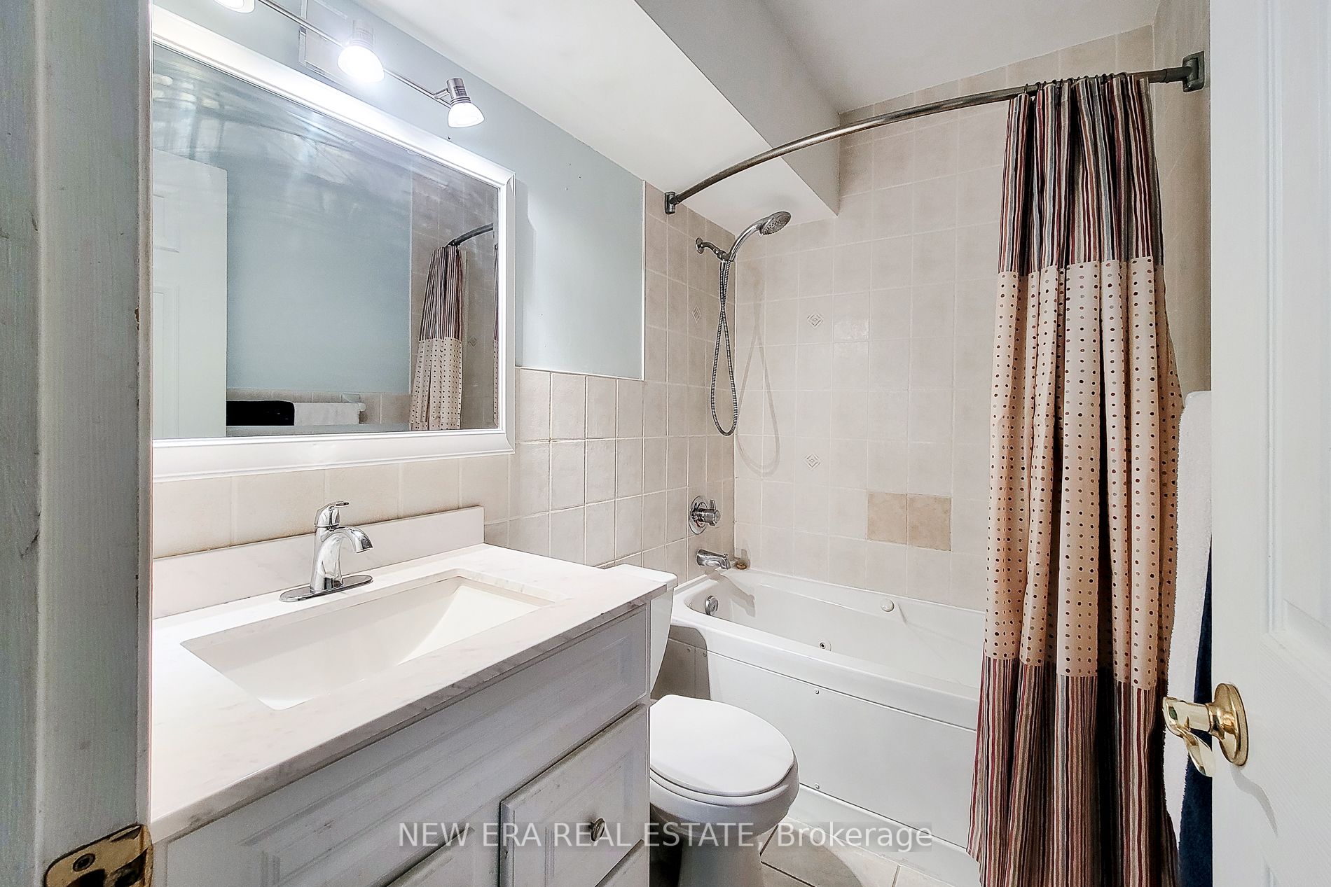 #505 - 851 Queenston Road Property Photo 37