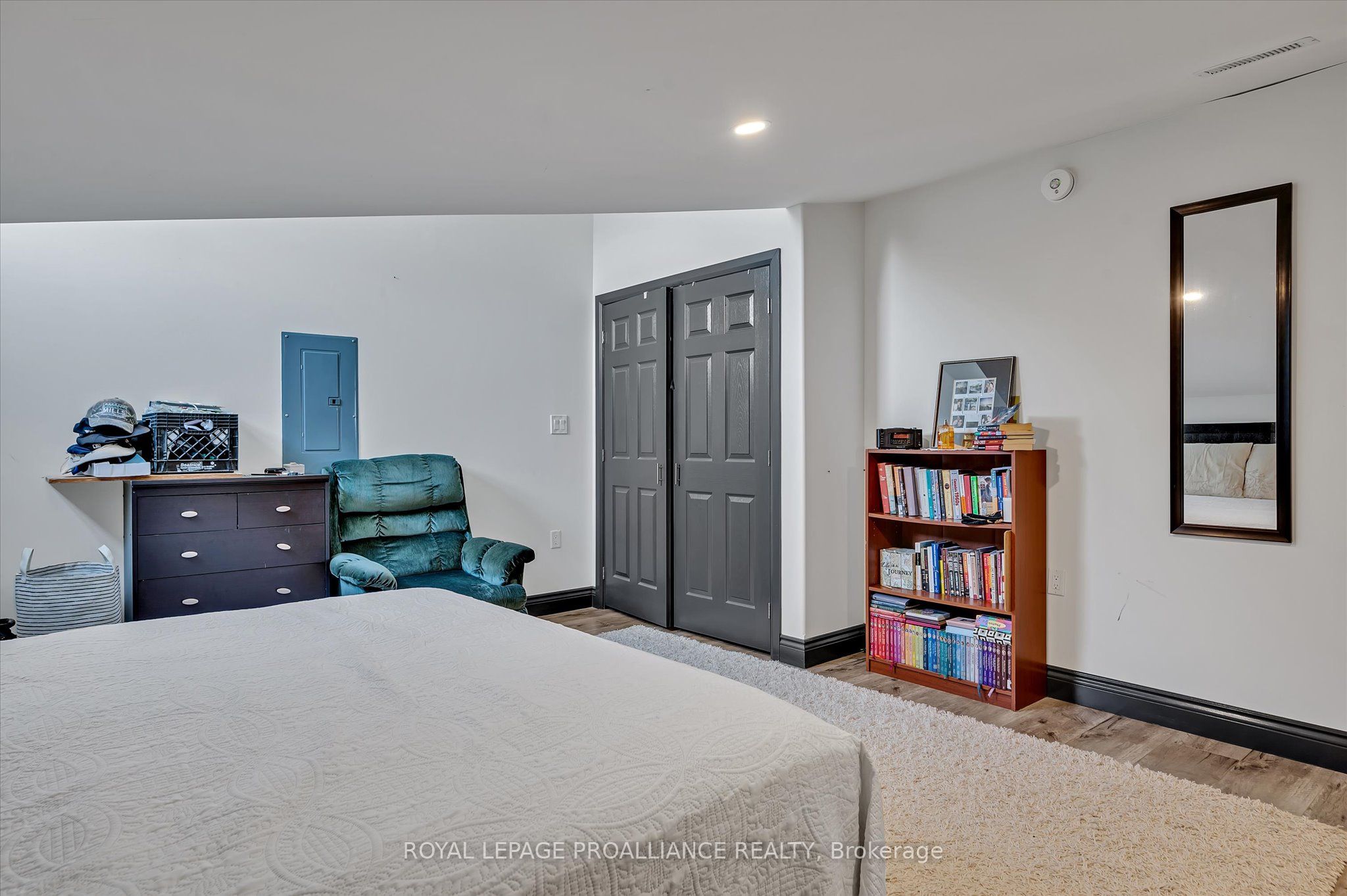 255 Mcdonnel Street Property Photo 18