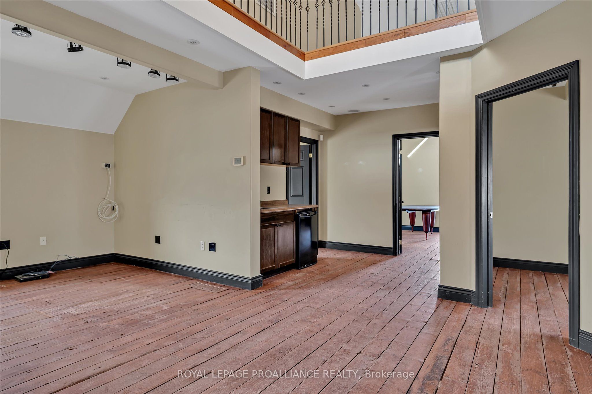 255 Mcdonnel Street Property Photo 41