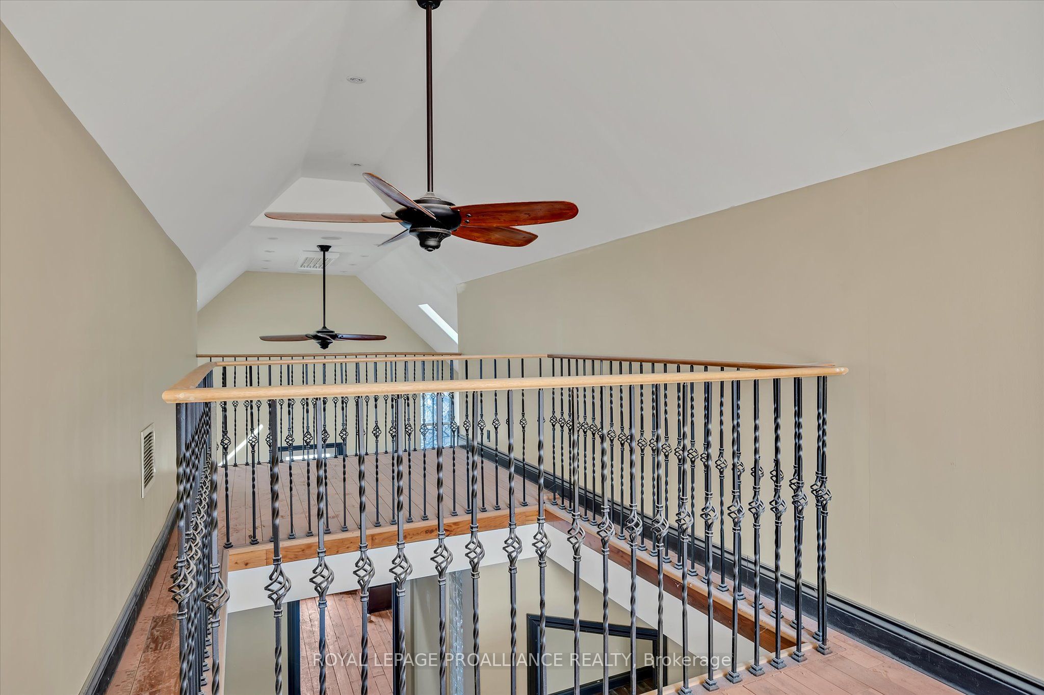 255 Mcdonnel Street Property Photo 49