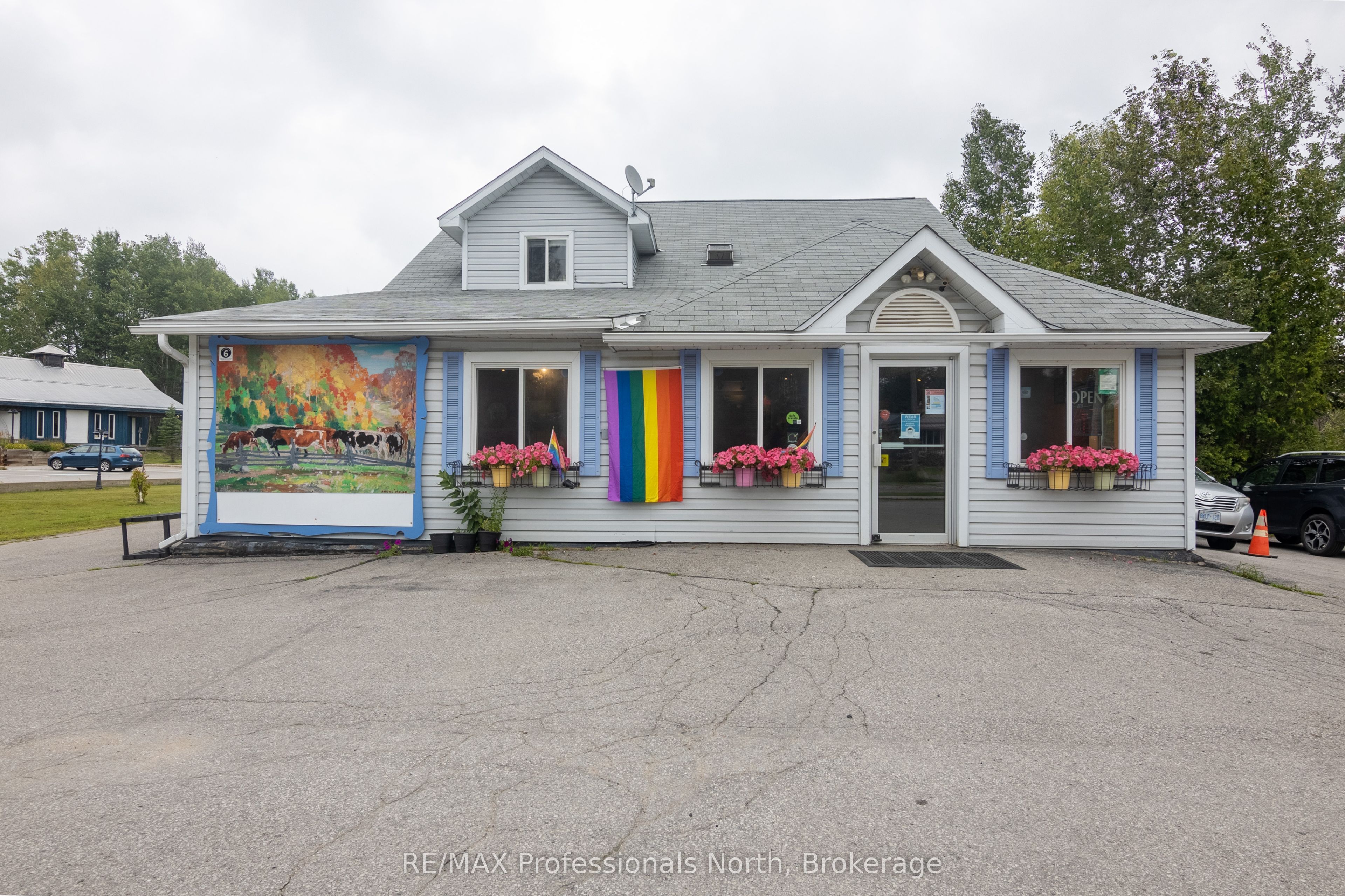 170 Bobcaygeon Road Property Photo