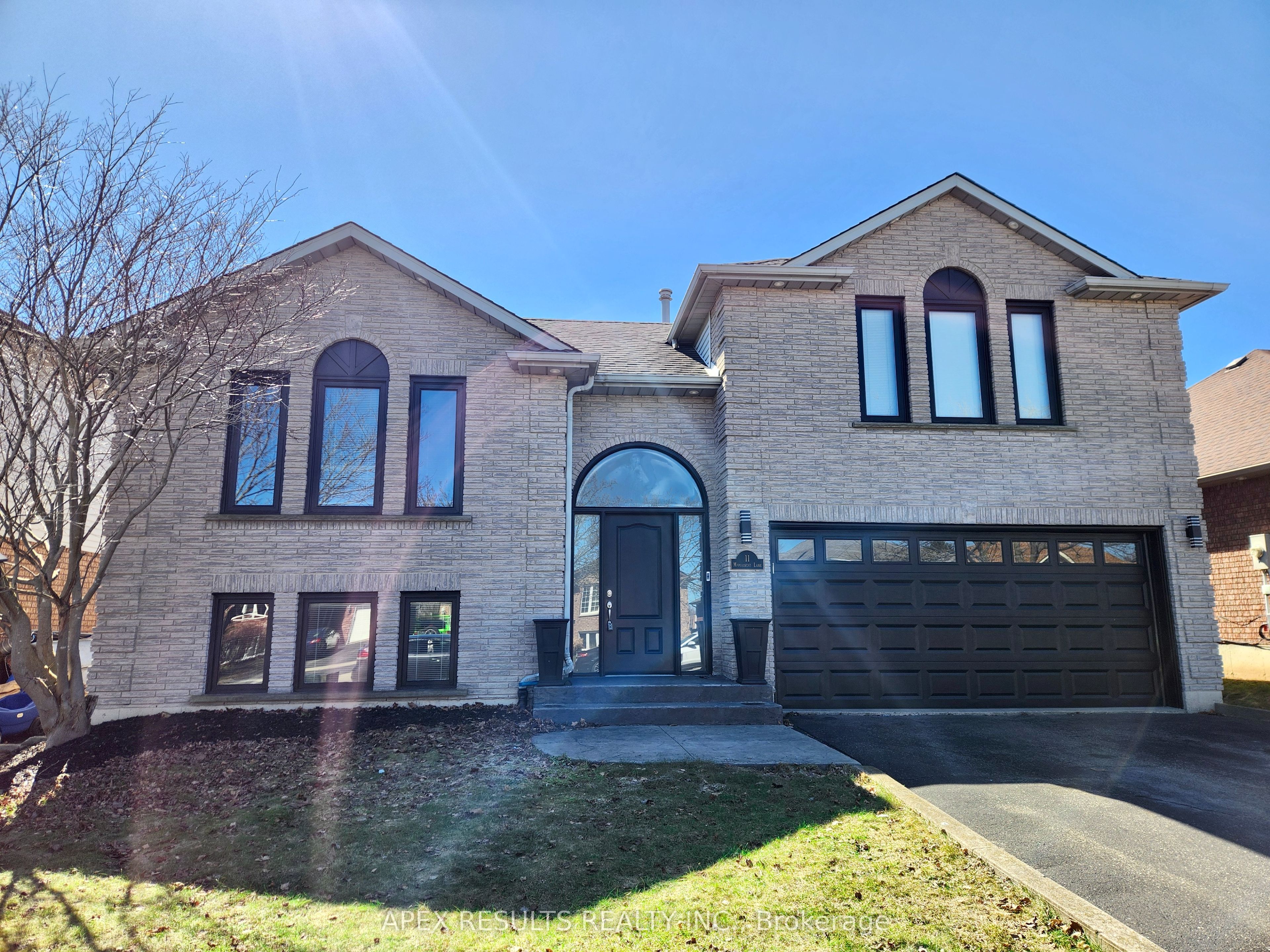 11 Maplecrest Lane Property Photo