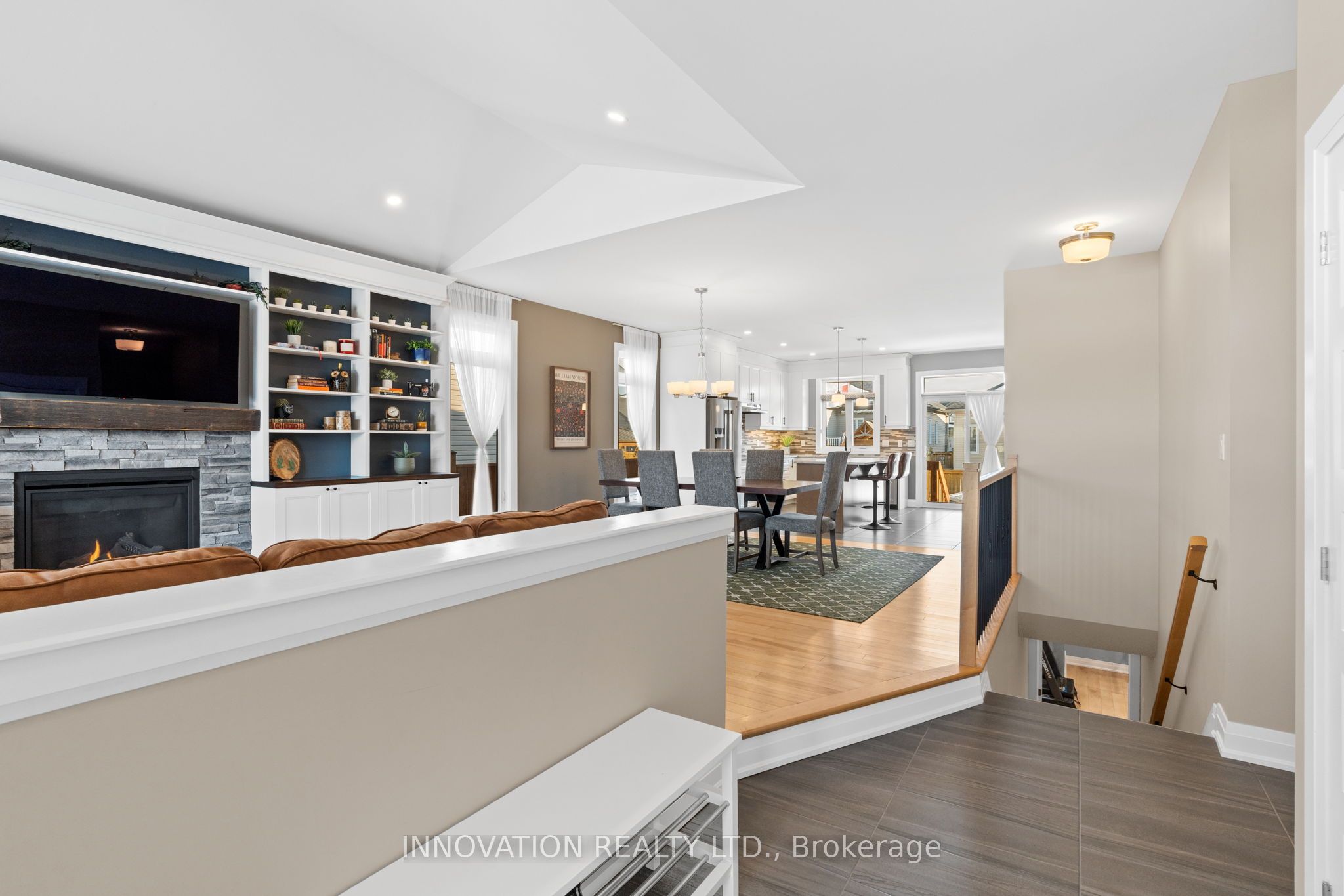 404 Bruges Street Property Photo 4