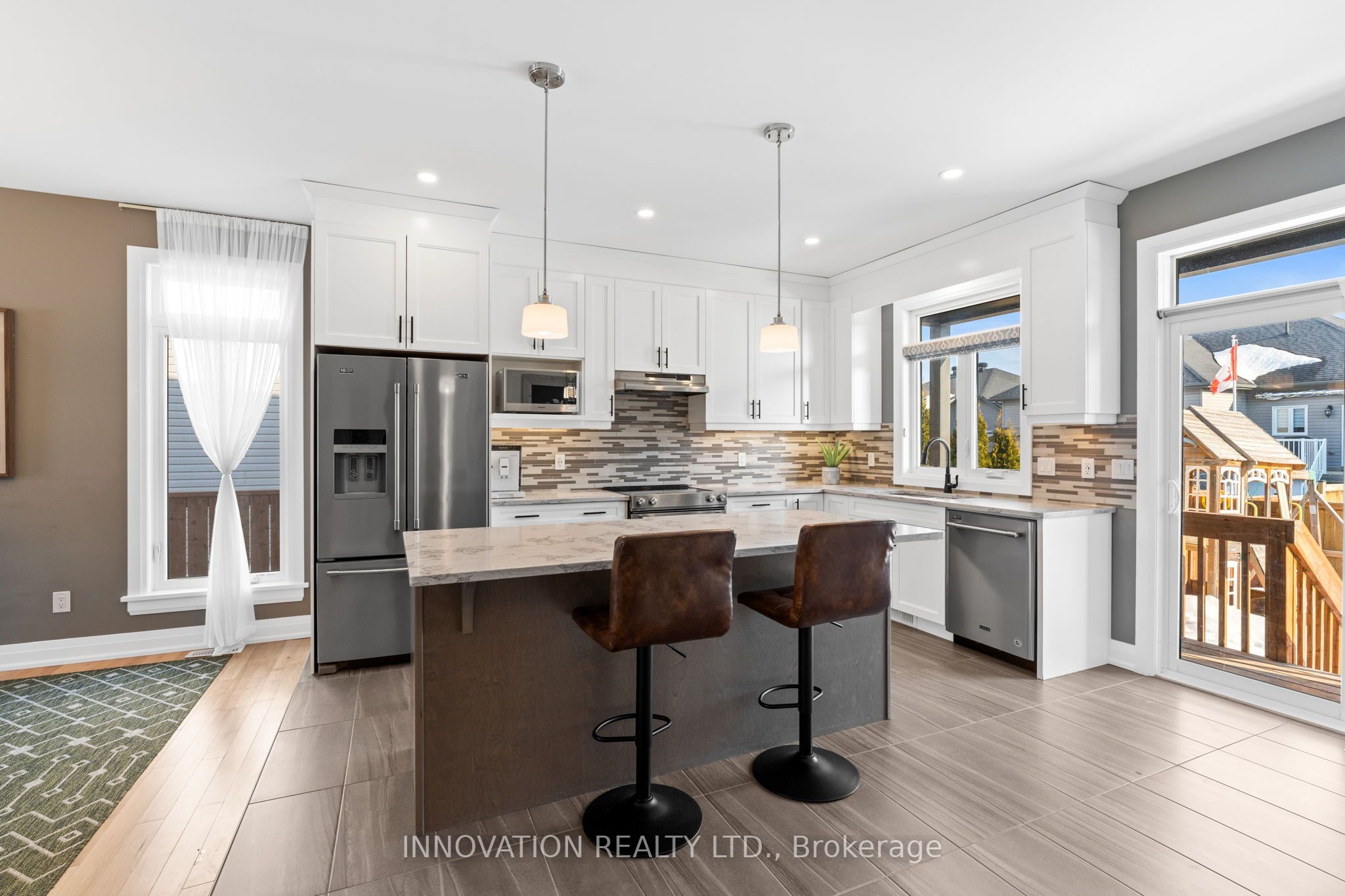 404 Bruges Street Property Photo 10