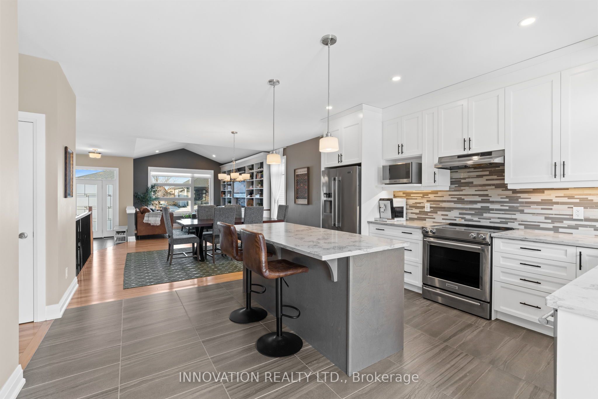 404 Bruges Street Property Photo 15