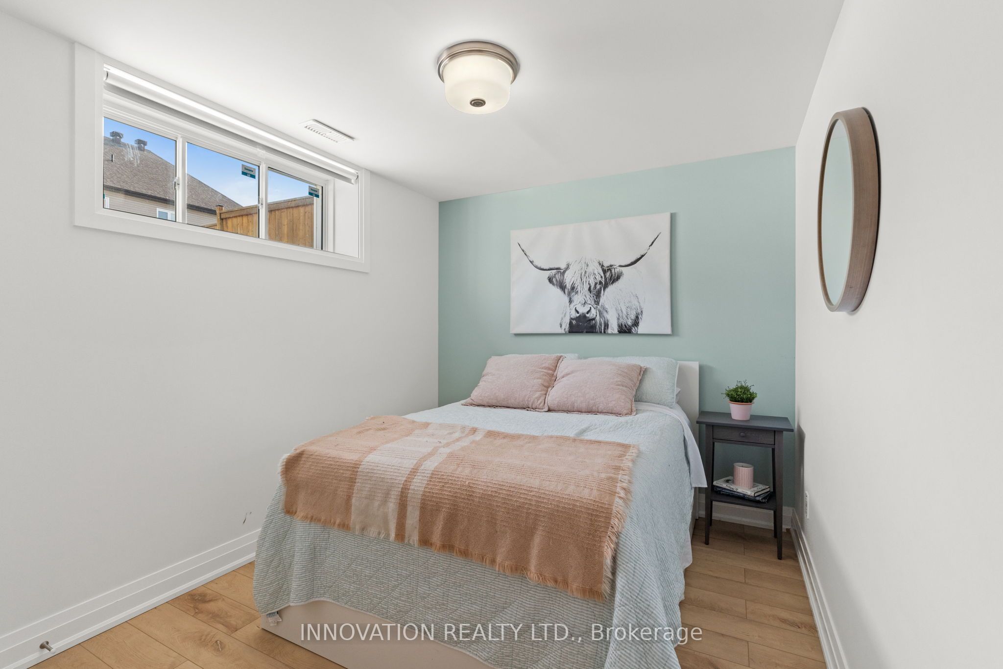 404 Bruges Street Property Photo 37