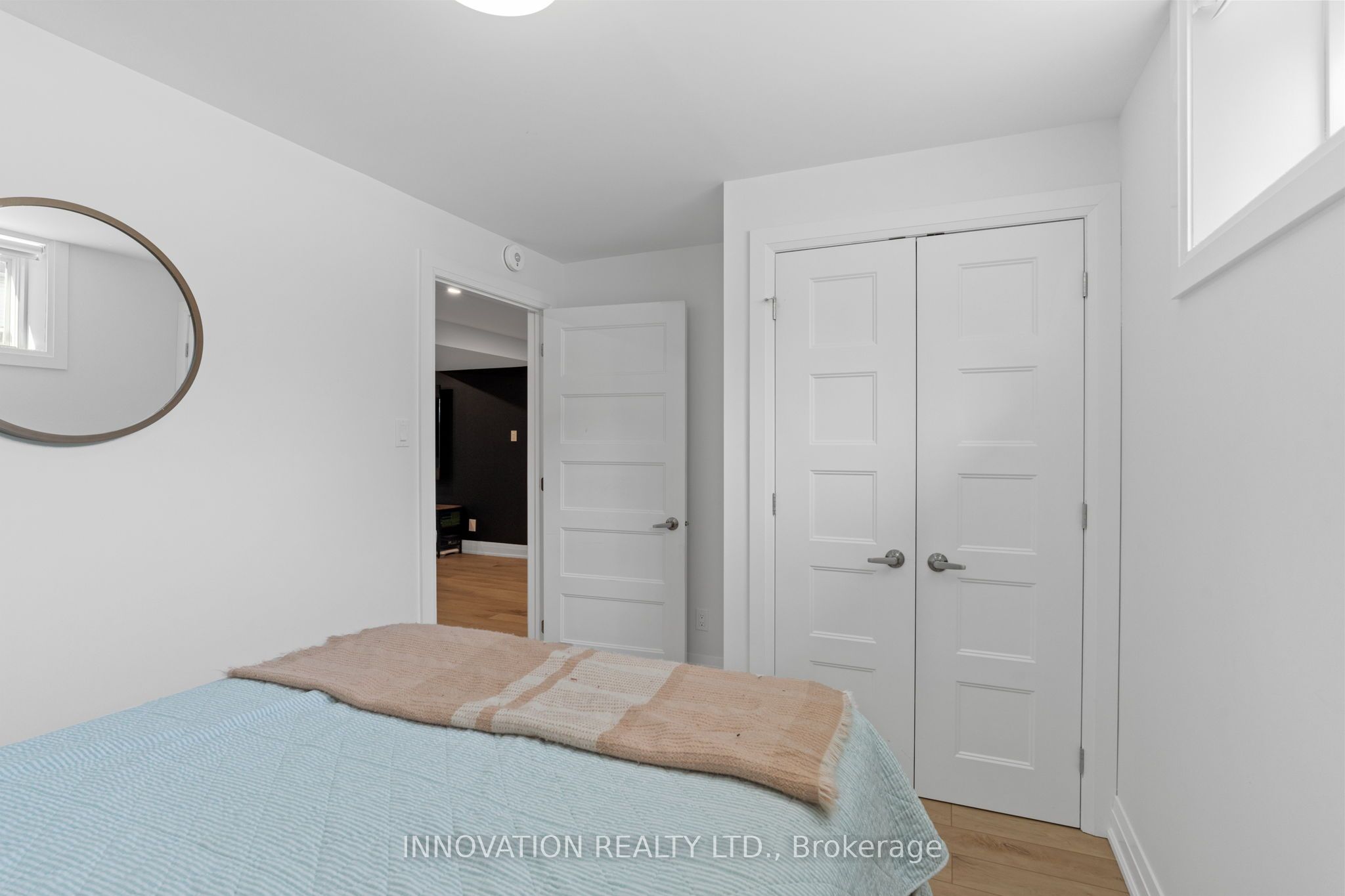 404 Bruges Street Property Photo 38