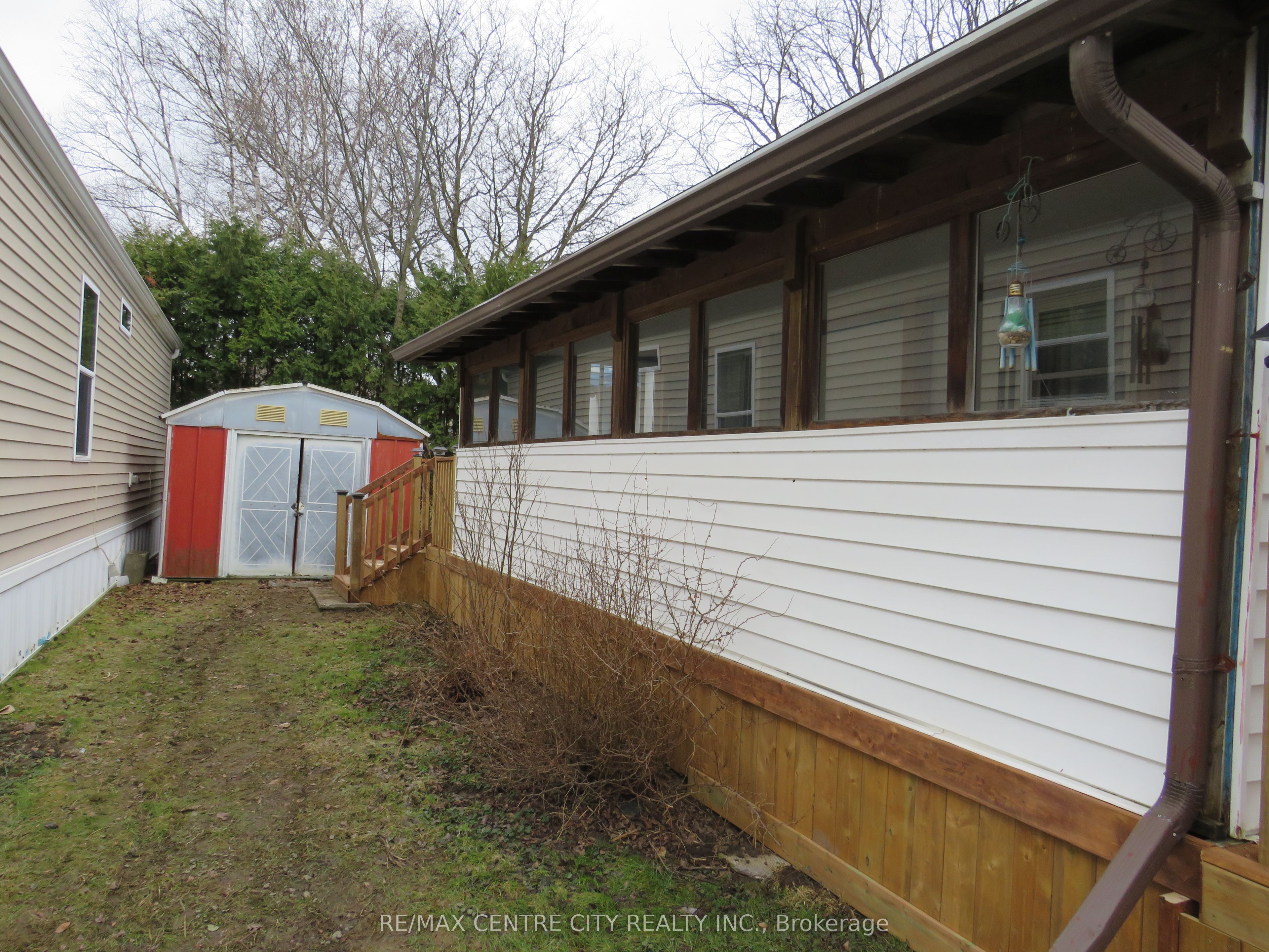 2189 Dundas Street E 21 Property Photo 6