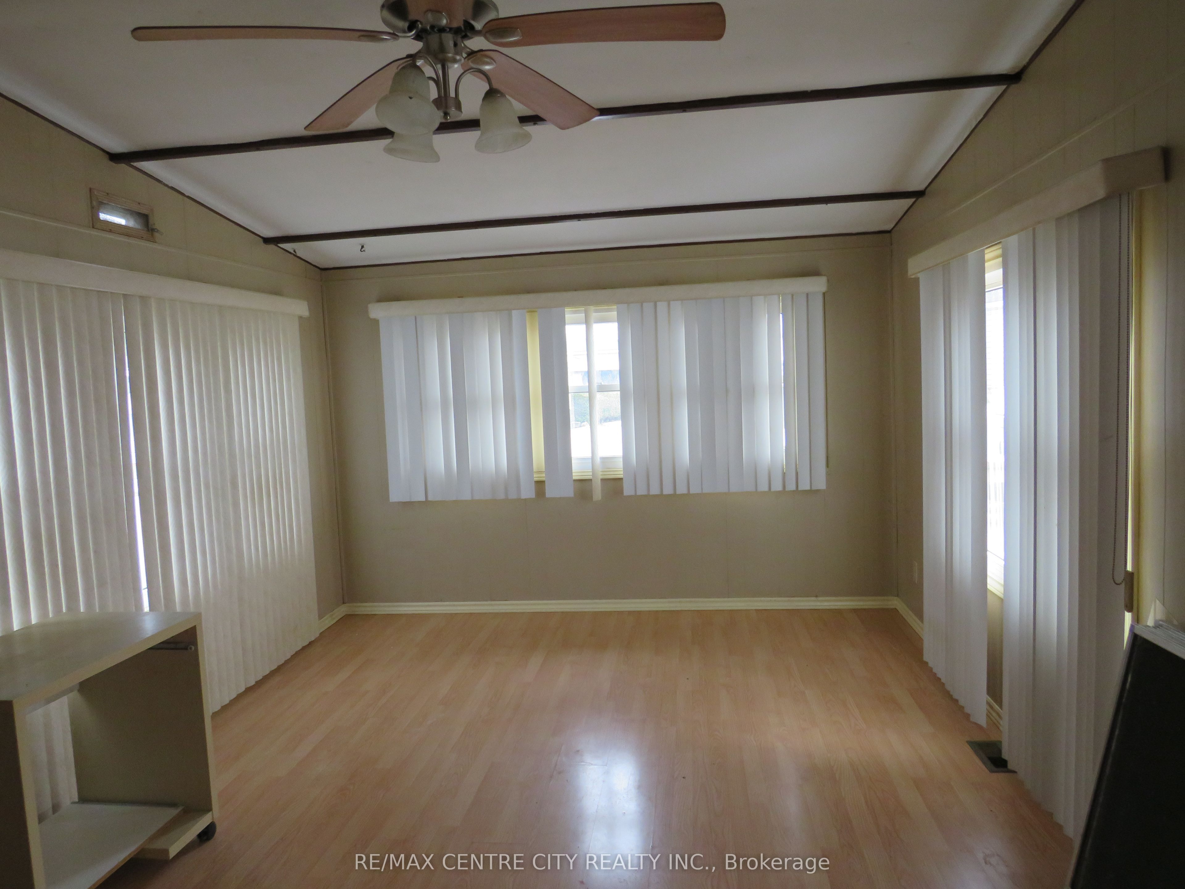 2189 Dundas Street E 21 Property Photo 11
