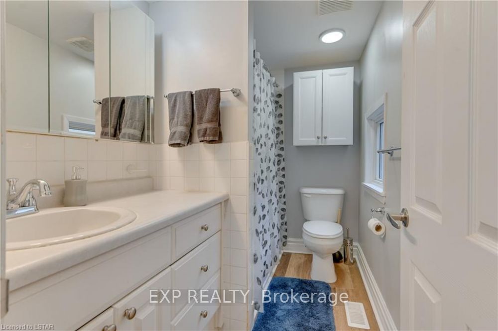 12 Cartwright Street Property Photo 9