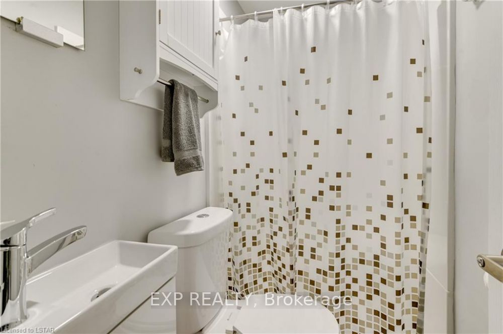 12 Cartwright Street Property Photo 10