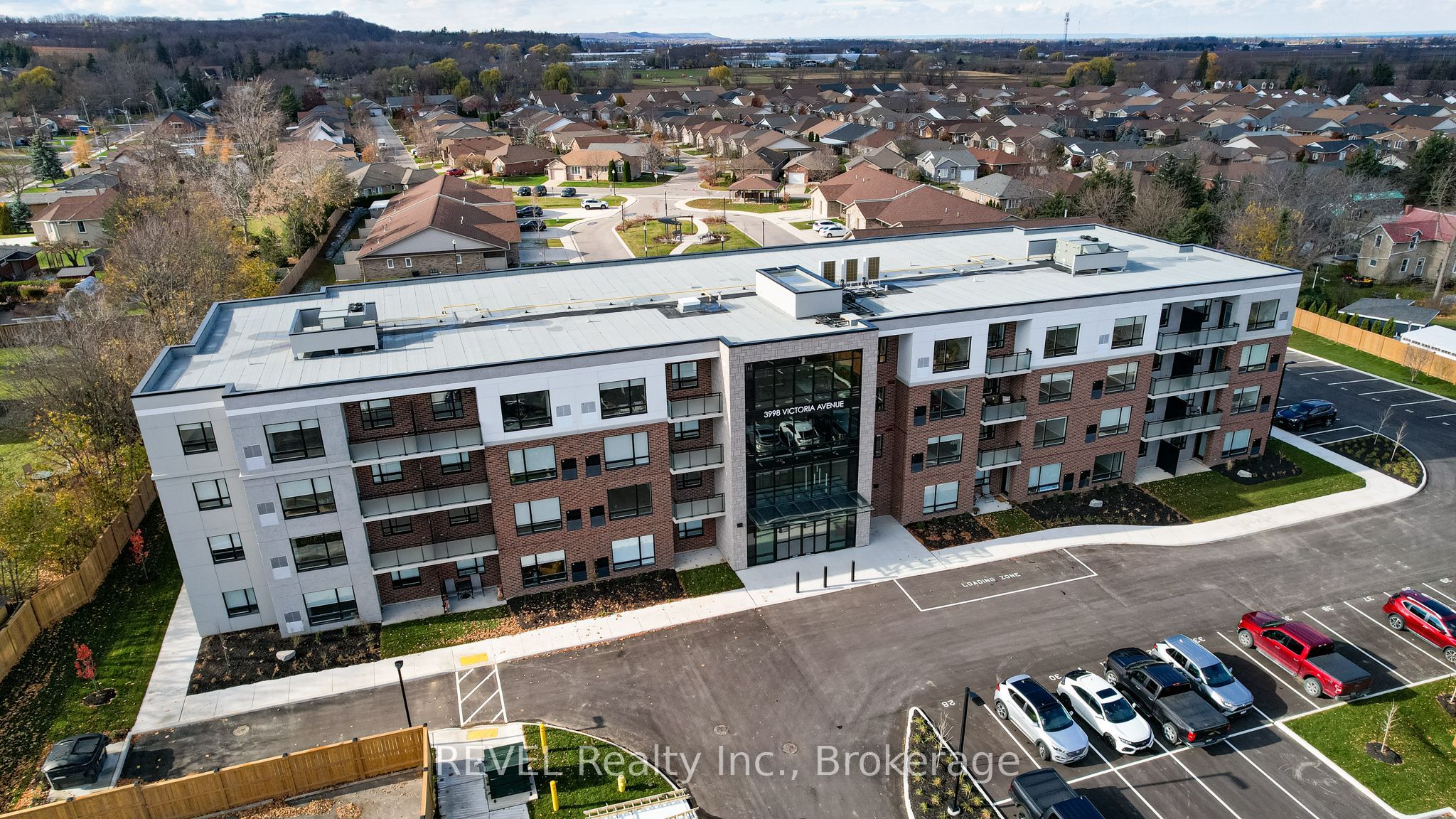#309 - 3998 Victoria Avenue Property Photo