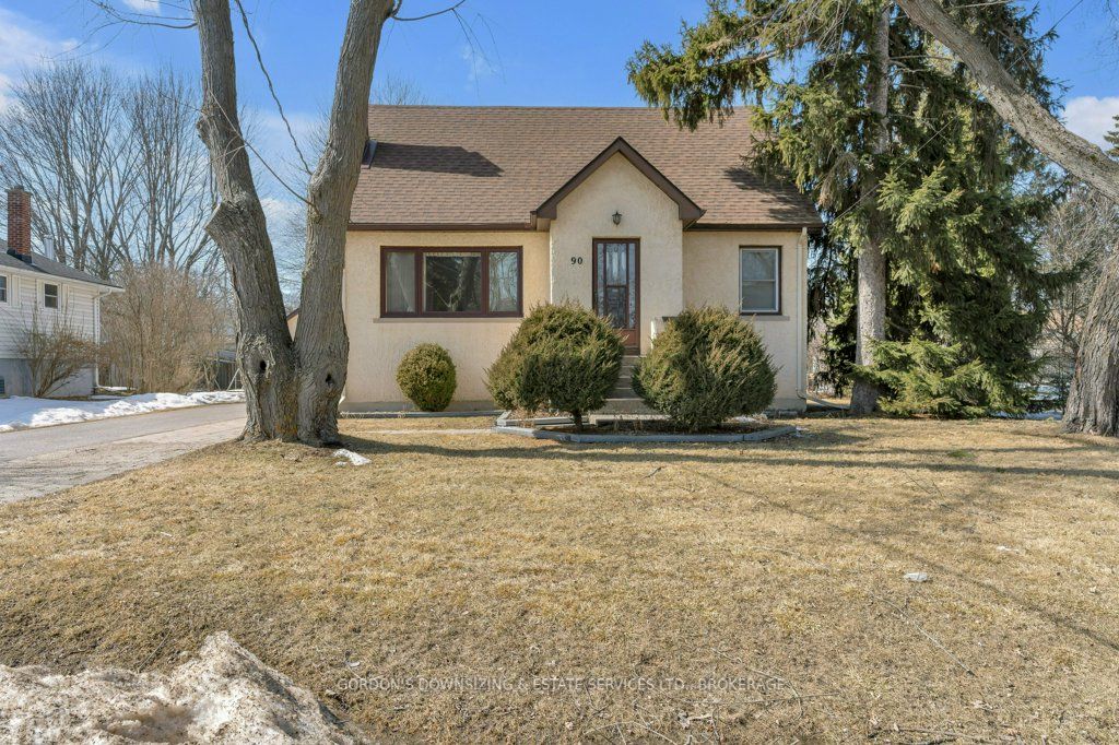90 Hillendale Avenue Property Photo 1
