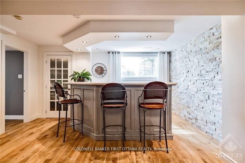 6197 Ottawa Street Property Photo 32