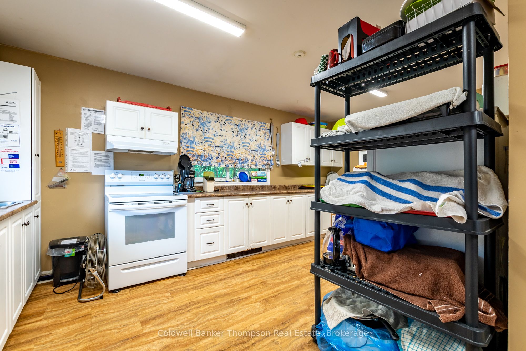 6 Gullins Road Property Photo 9