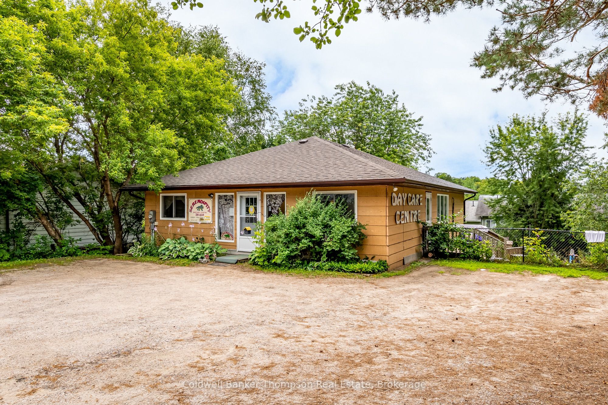 6 Gullins Road Property Photo 40